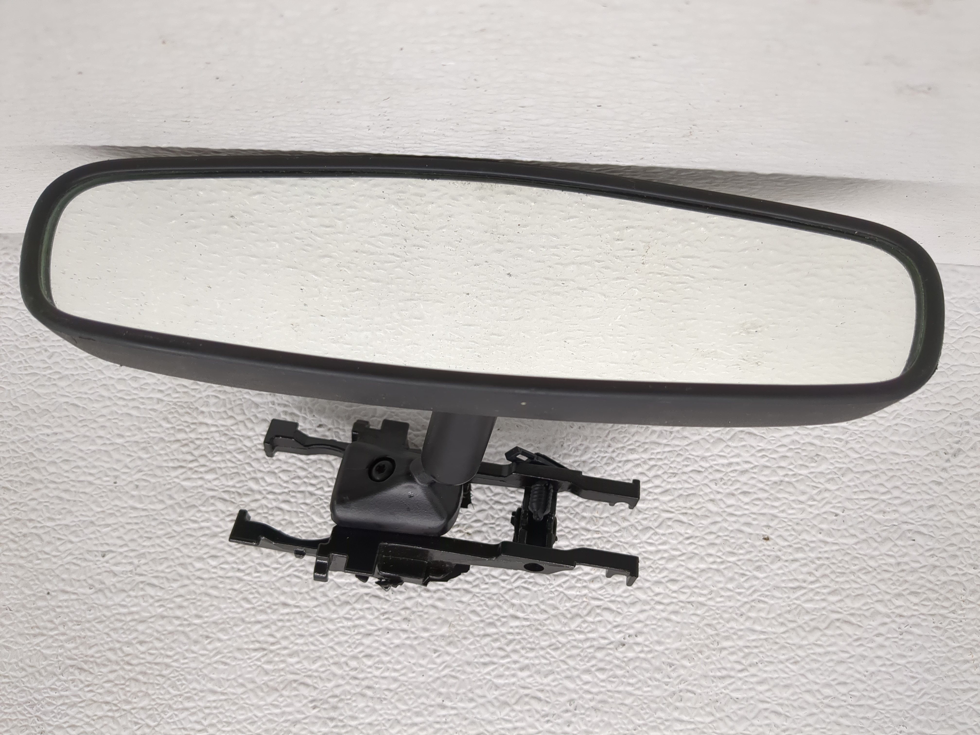 2018-2022 Chevrolet Equinox Interior Rear View Mirror Oem 1199397 - Oemusedautoparts1.com