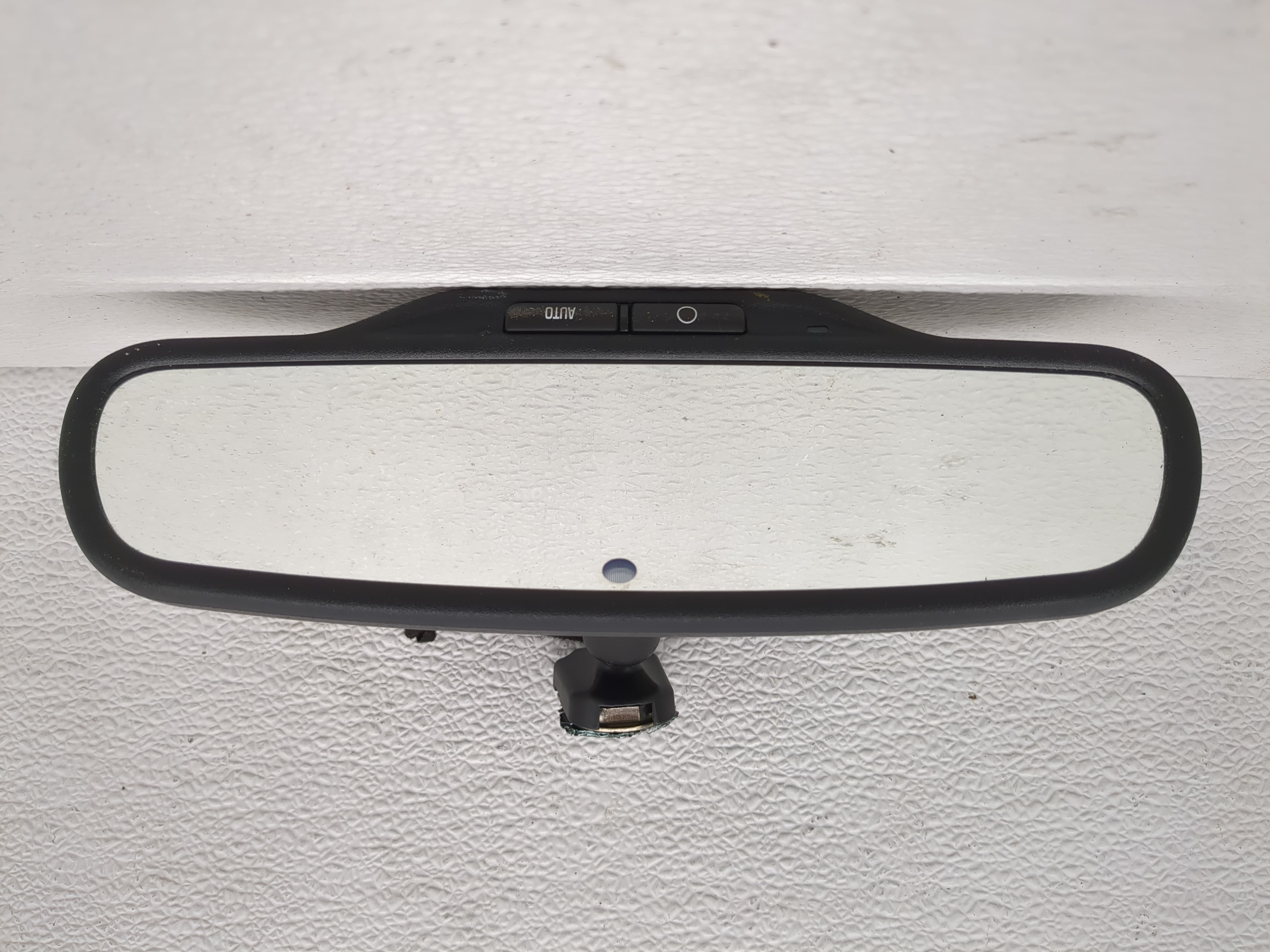 2013-2015 Chevrolet Captiva Sport Interior Rear View Mirror Oem 1199410 - Oemusedautoparts1.com