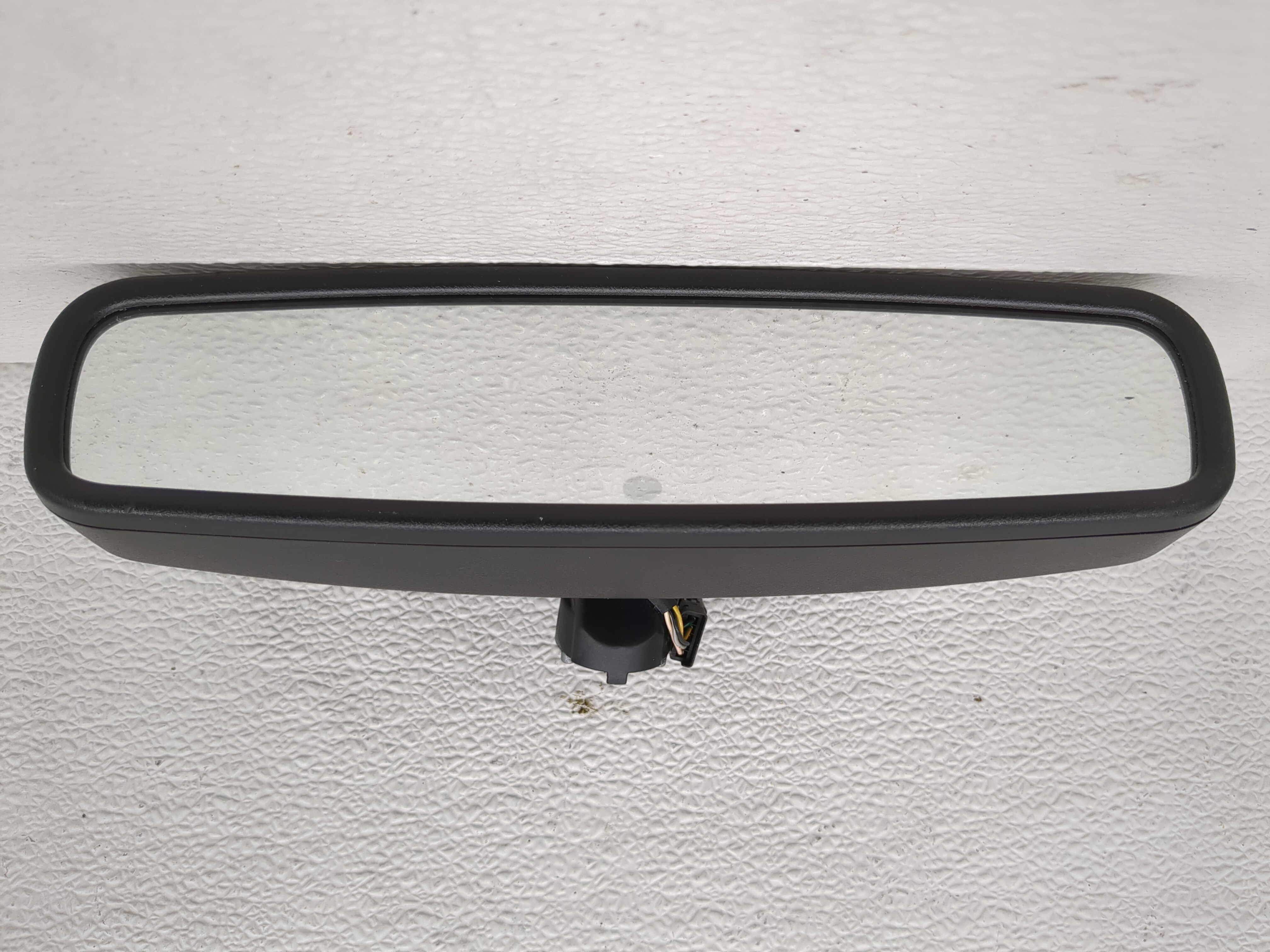 2019-2020 Ford Edge Interior Rear View Mirror Oem 1199412 - Oemusedautoparts1.com