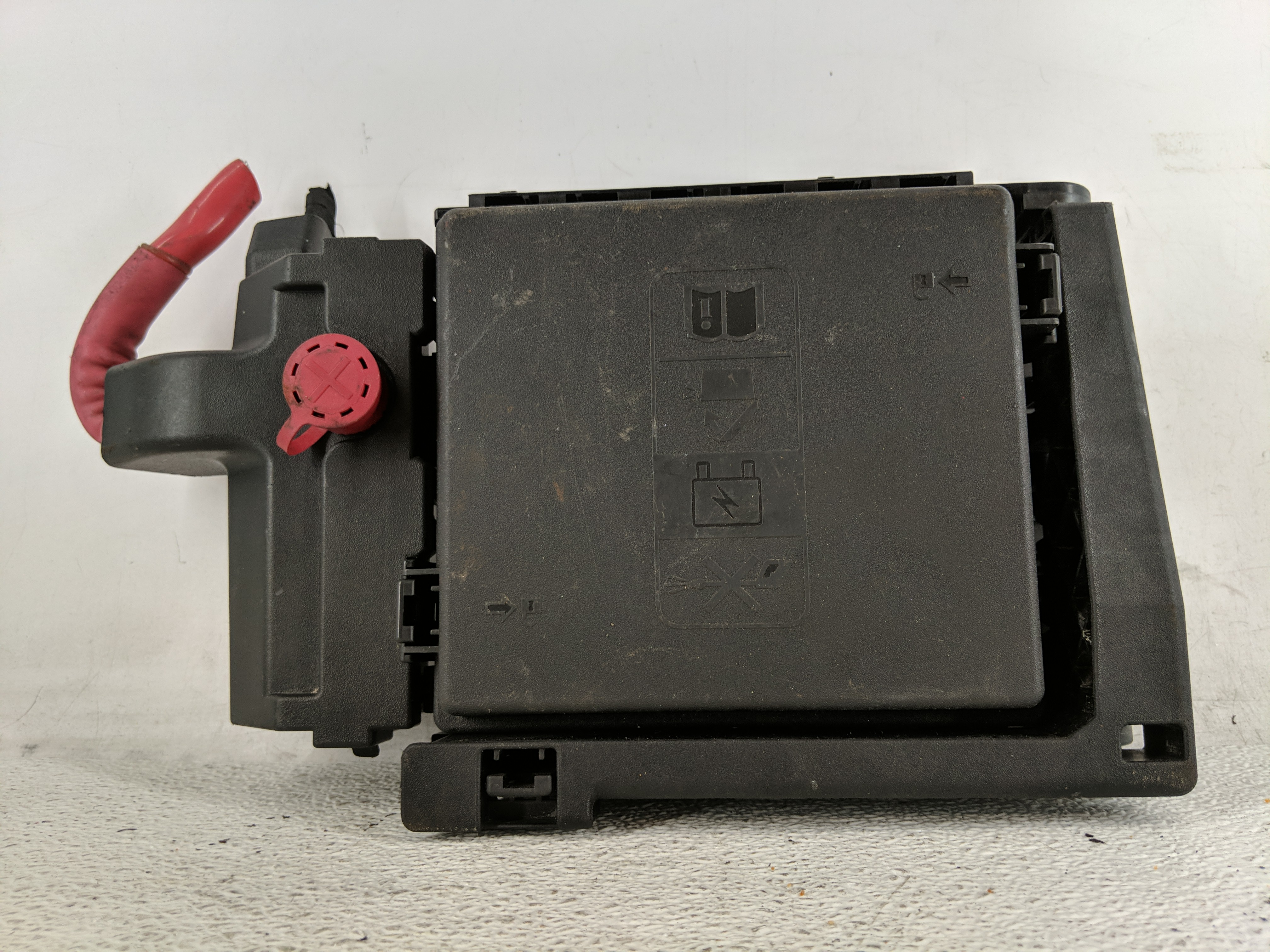 2017-2017 Chevrolet Camaro Fusebox Fuse Box Relay Module 1199422 - Oemusedautoparts1.com