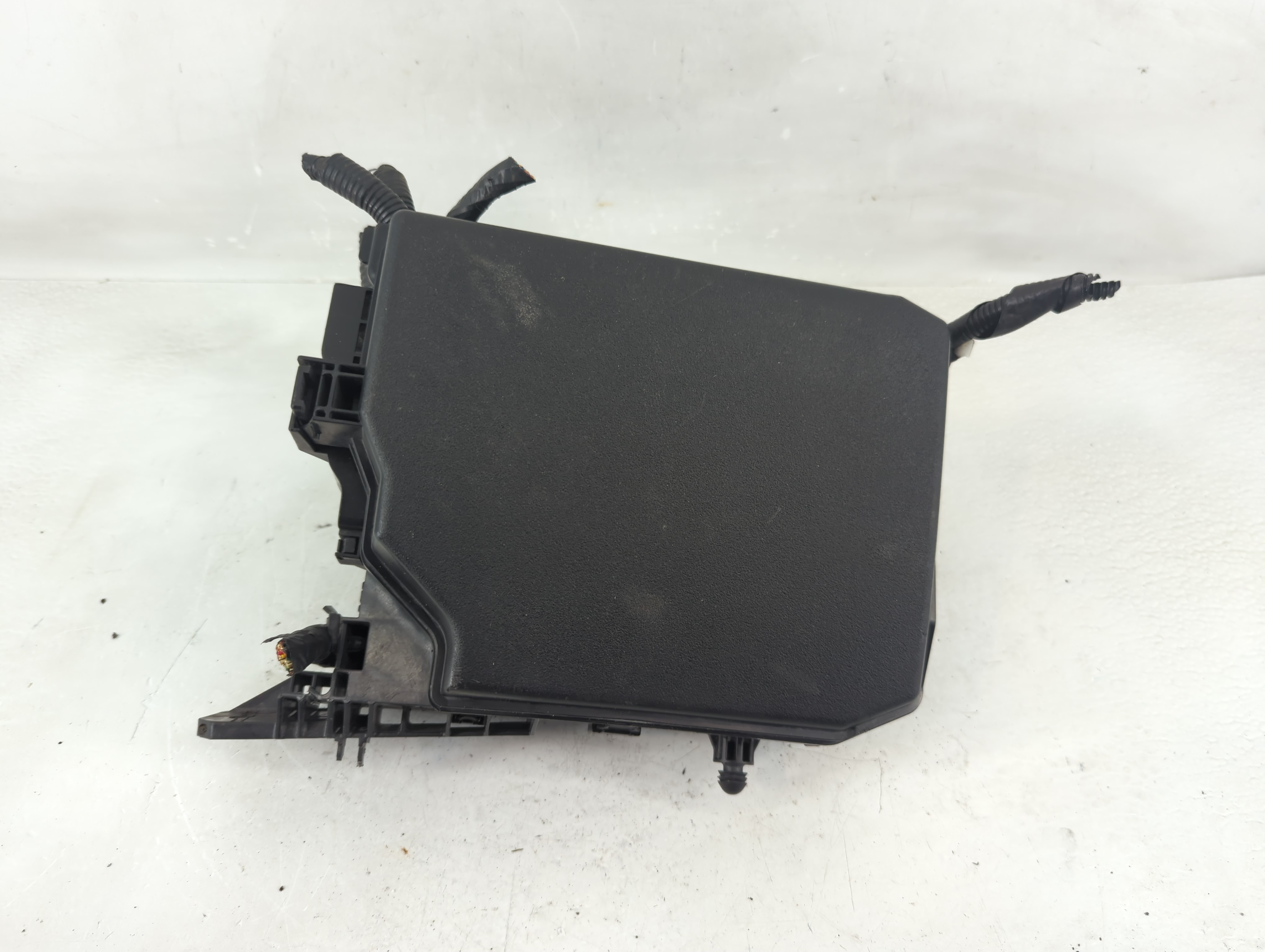 2014-2019 Toyota Corolla Fusebox Fuse Box Relay Module 82662-02661 1199451 - Oemusedautoparts1.com
