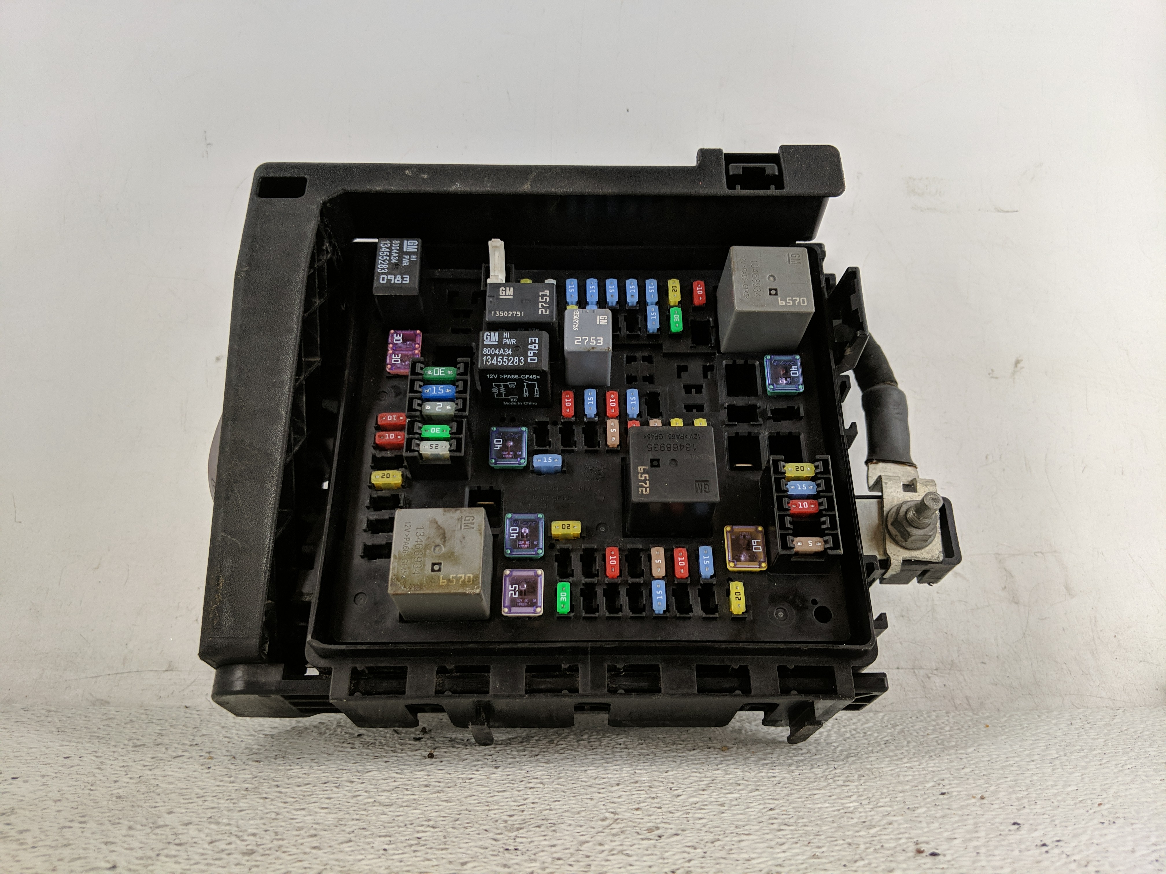 2018-2019 Gmc Acadia Fusebox Fuse Box Relay Module 84137484 1199462 - Oemusedautoparts1.com