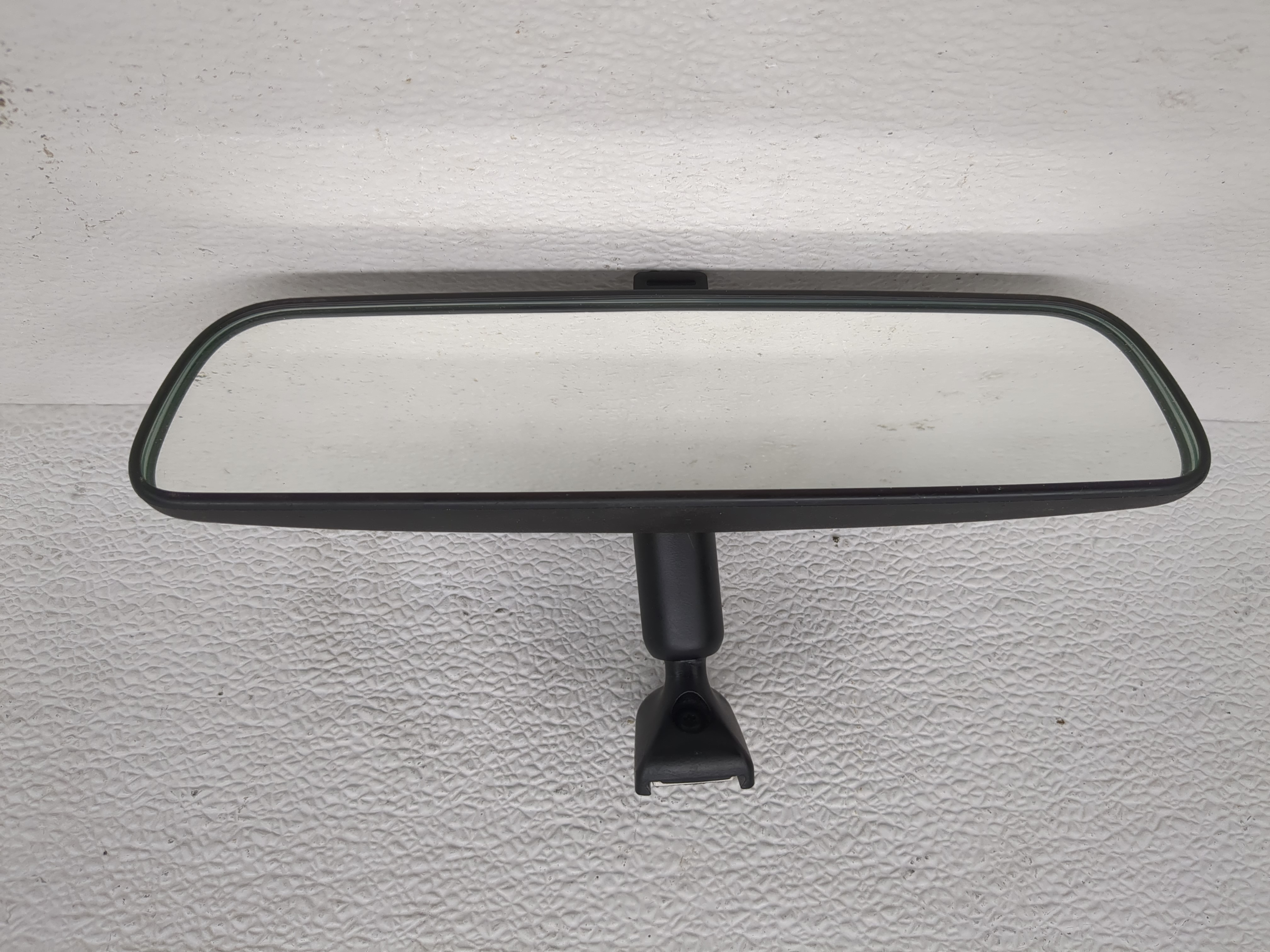 2021-2021 Kia K5 Interior Rear View Mirror Oem 1199470 - Oemusedautoparts1.com