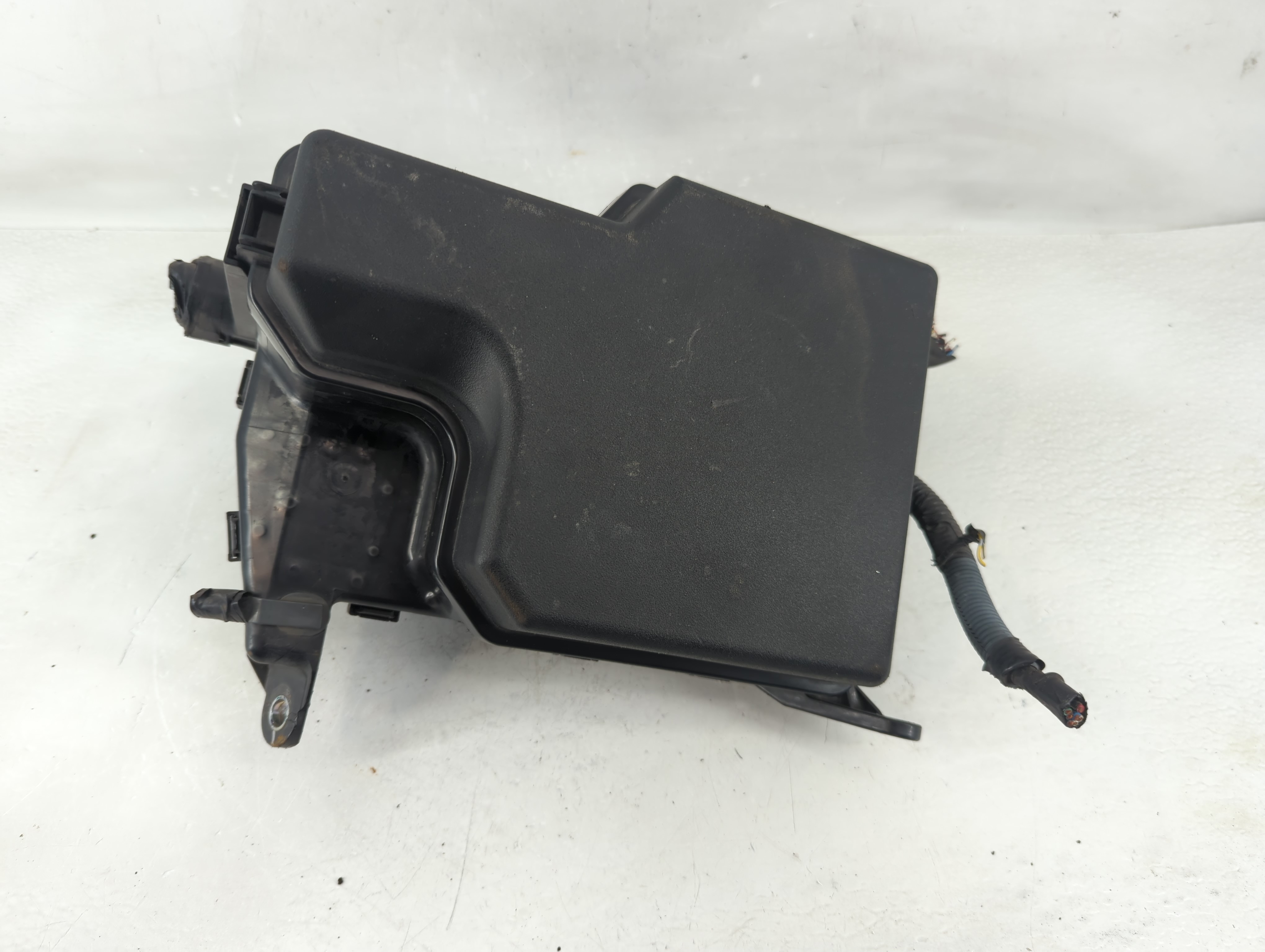 2011-2016 Toyota Sienna Fusebox Fuse Box Relay Module 82641-08030 1199494 - Oemusedautoparts1.com