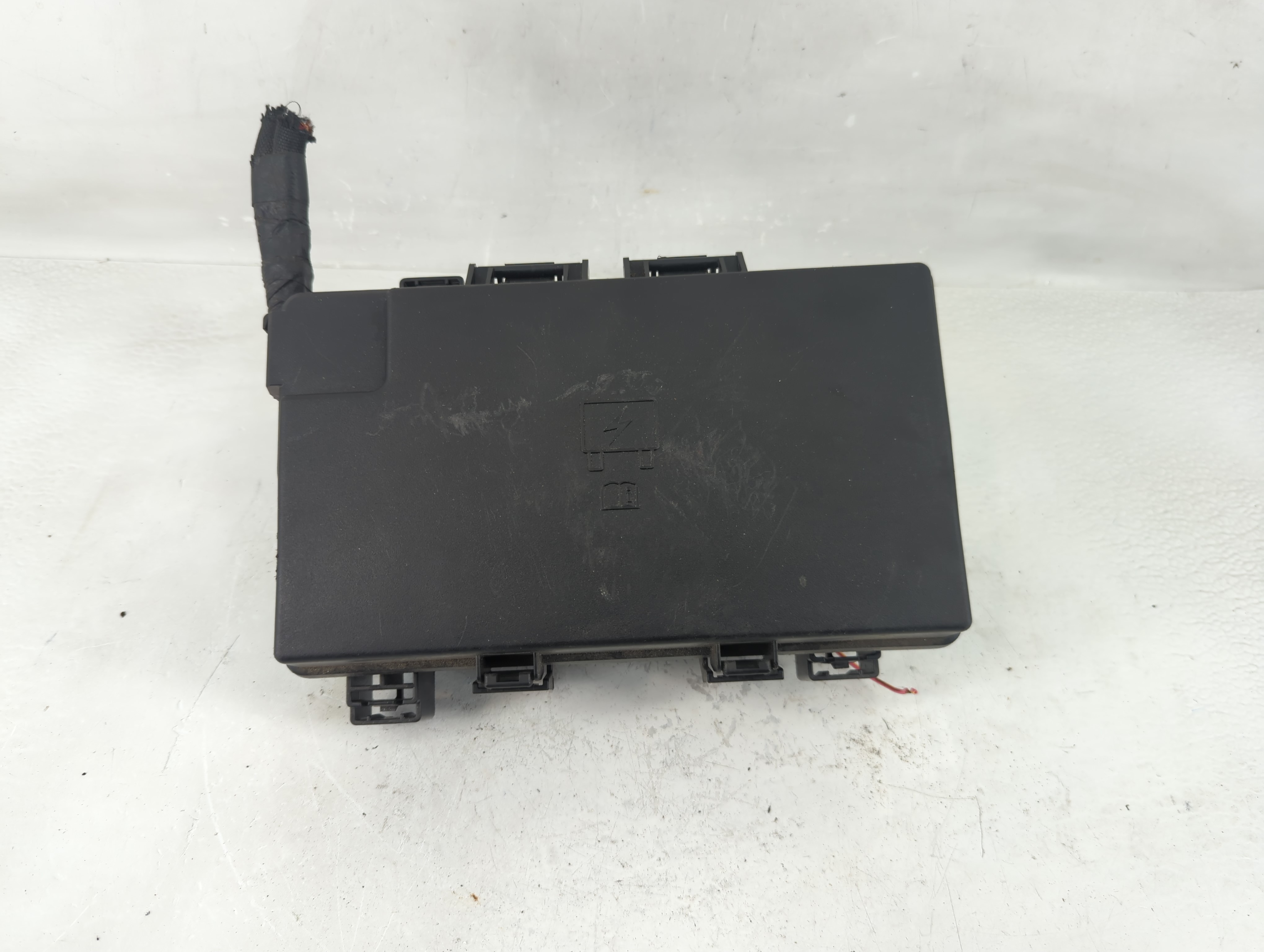 2018 Dodge Durango Fusebox Fuse Box Relay Module P68320920ab 1199499 - Oemusedautoparts1.com