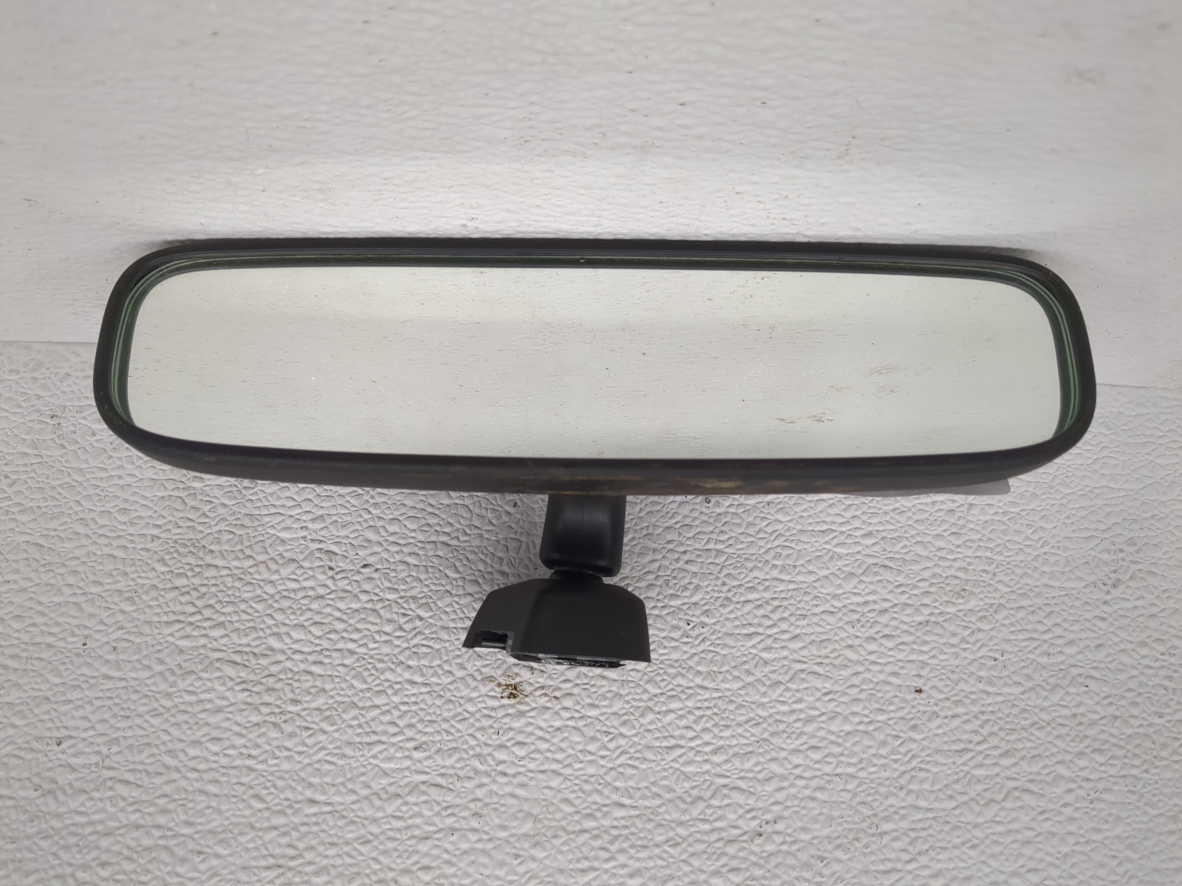 2017-2019 Toyota Corolla Interior Rear View Mirror Oem 1199514 - Oemusedautoparts1.com