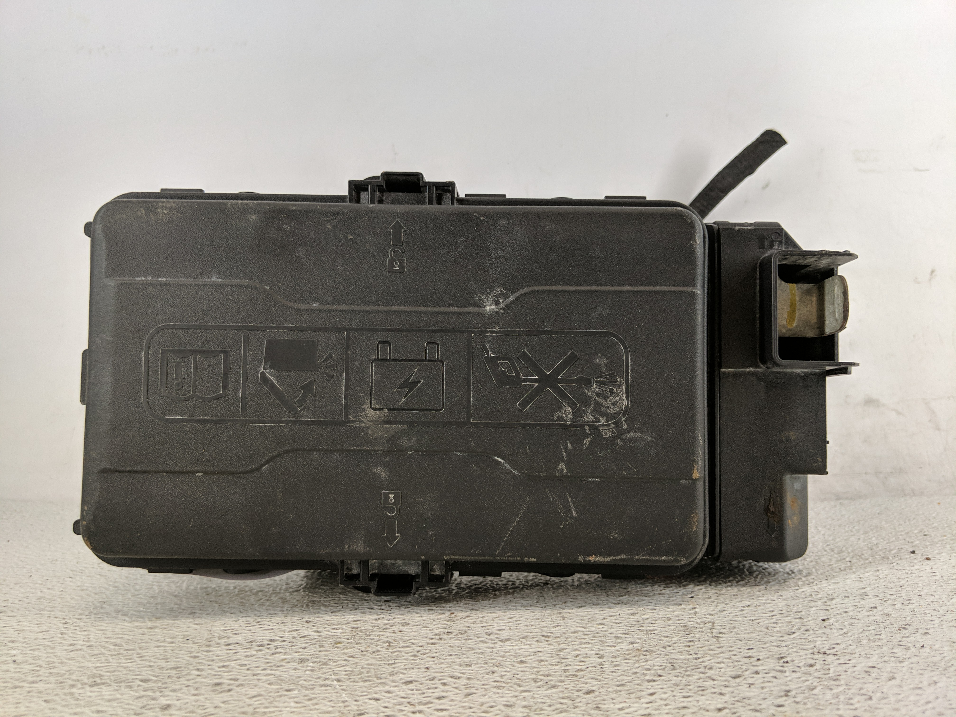 2022 Chevrolet Malibu Fusebox Fuse Box Relay Module 84950508 1199548 - Oemusedautoparts1.com