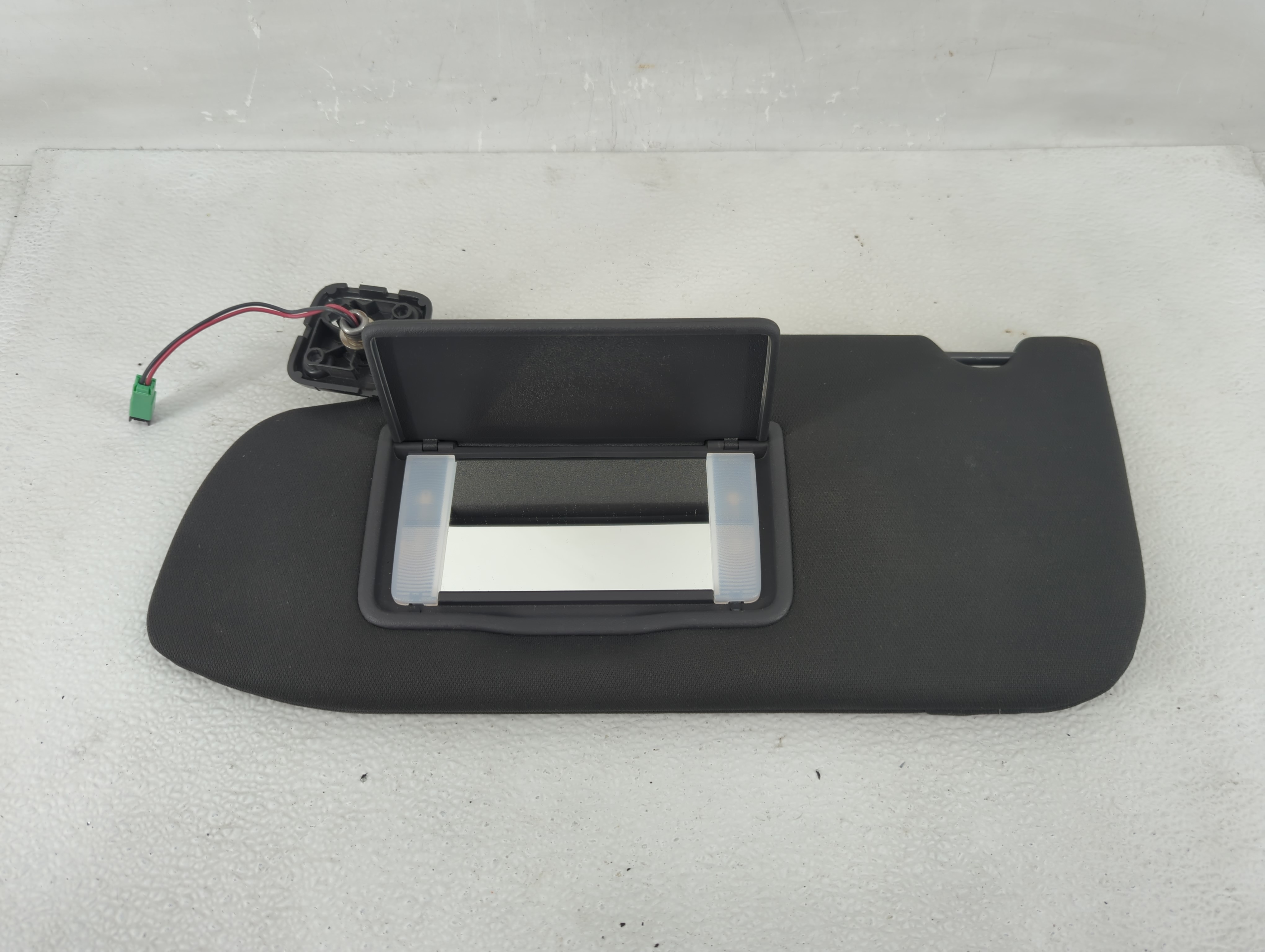 Picture of 2013-2019 Ford Taurus Passenger Sun Visor Mirror Right Sunvisor Black 1199560