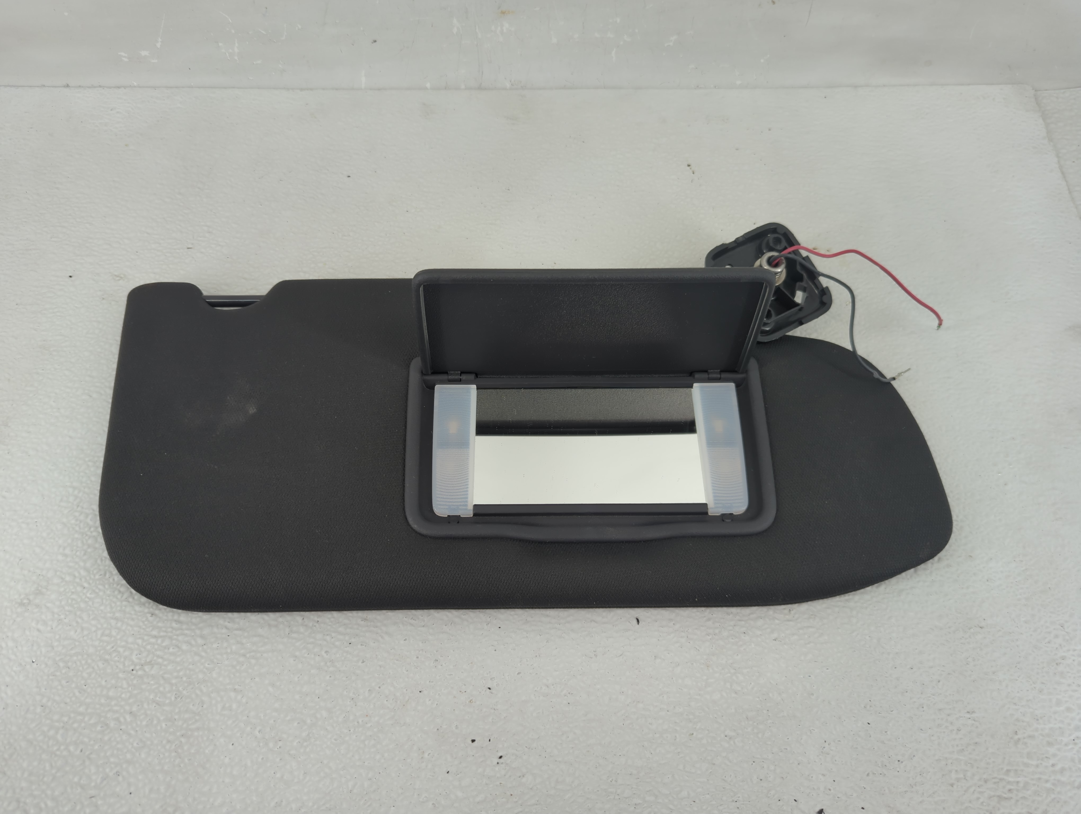 Picture of 2013-2019 Ford Taurus Passenger Sun Visor Mirror Right Sunvisor Black 1199562