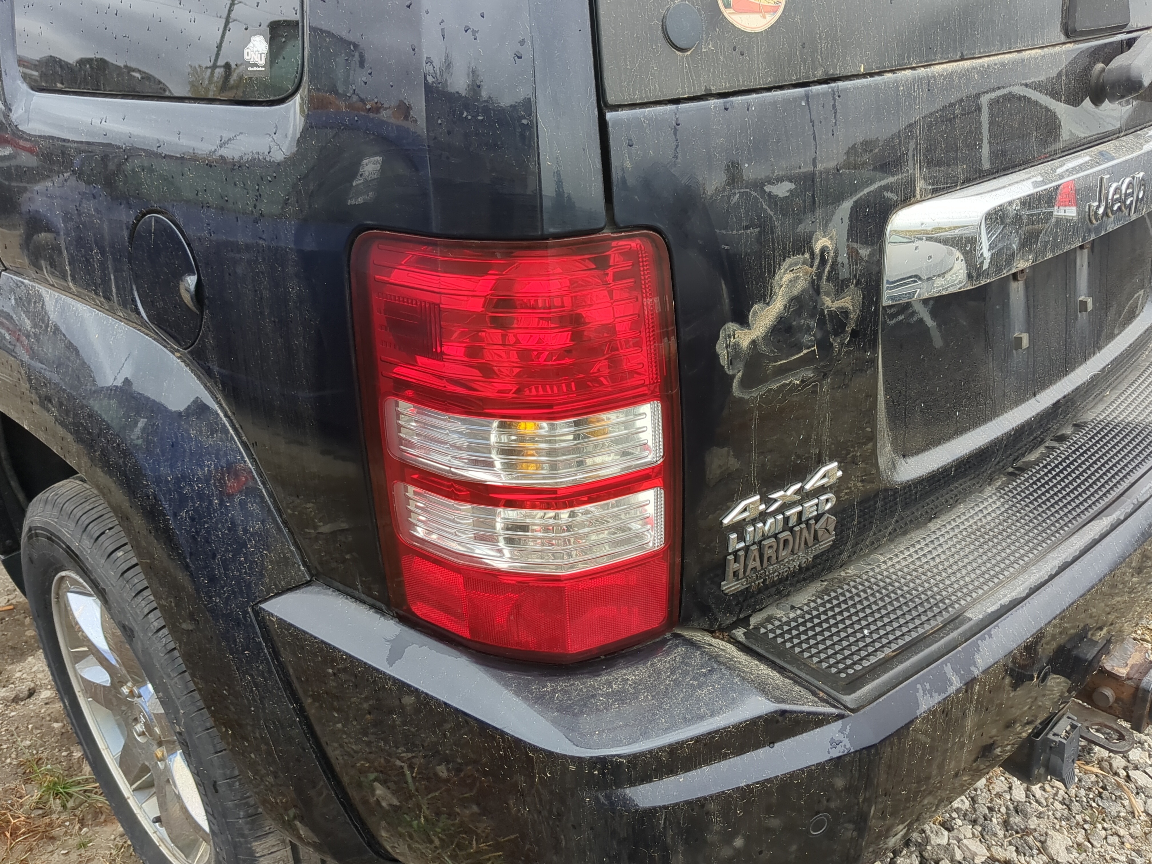 Picture of 2008-2012 Jeep Liberty Driver Left Side Tail Light Taillight Oem 1199843