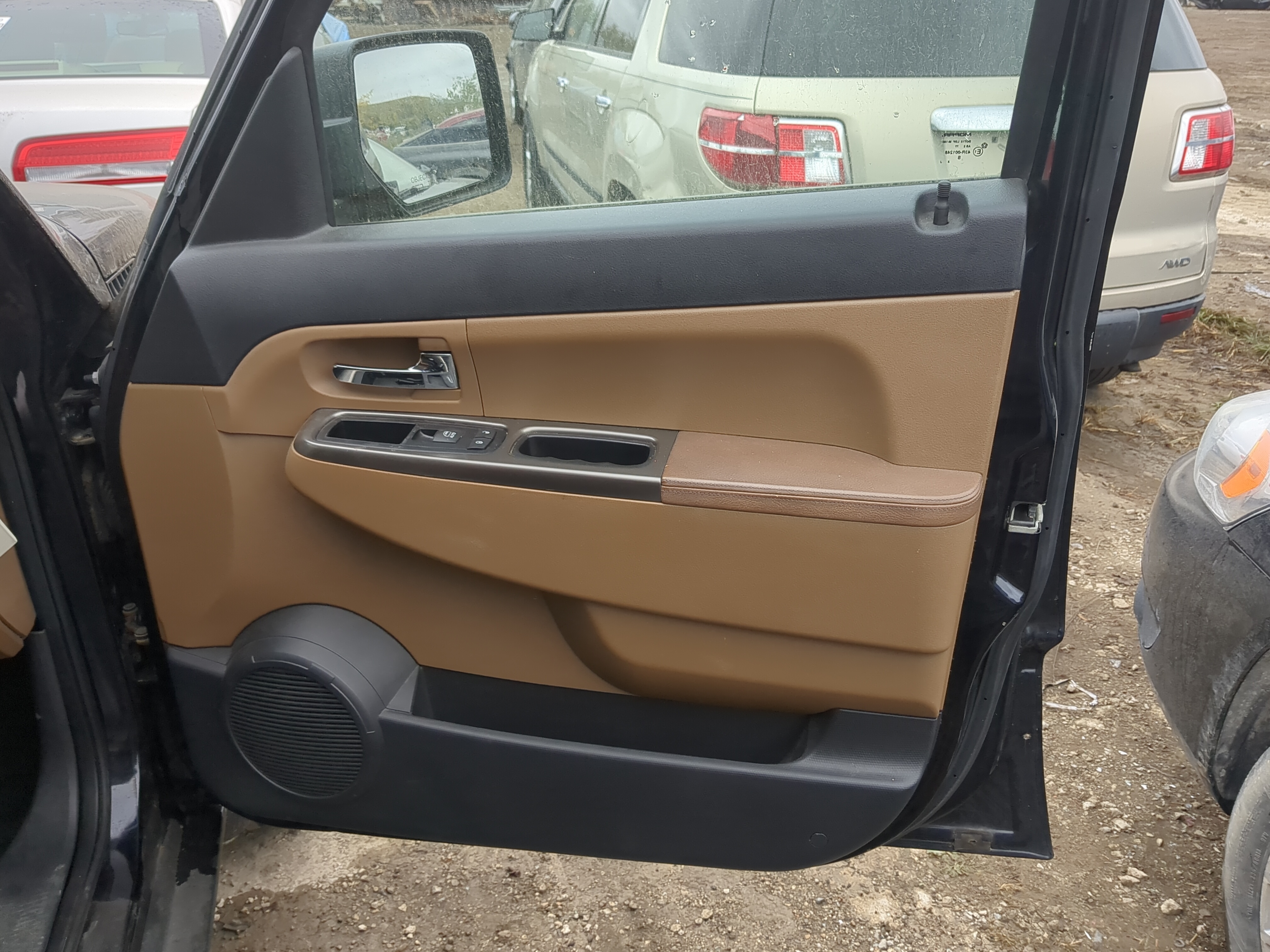 Picture of 2011 Jeep Liberty Front Right Passenger Interior Door Panel Trim 1199861
