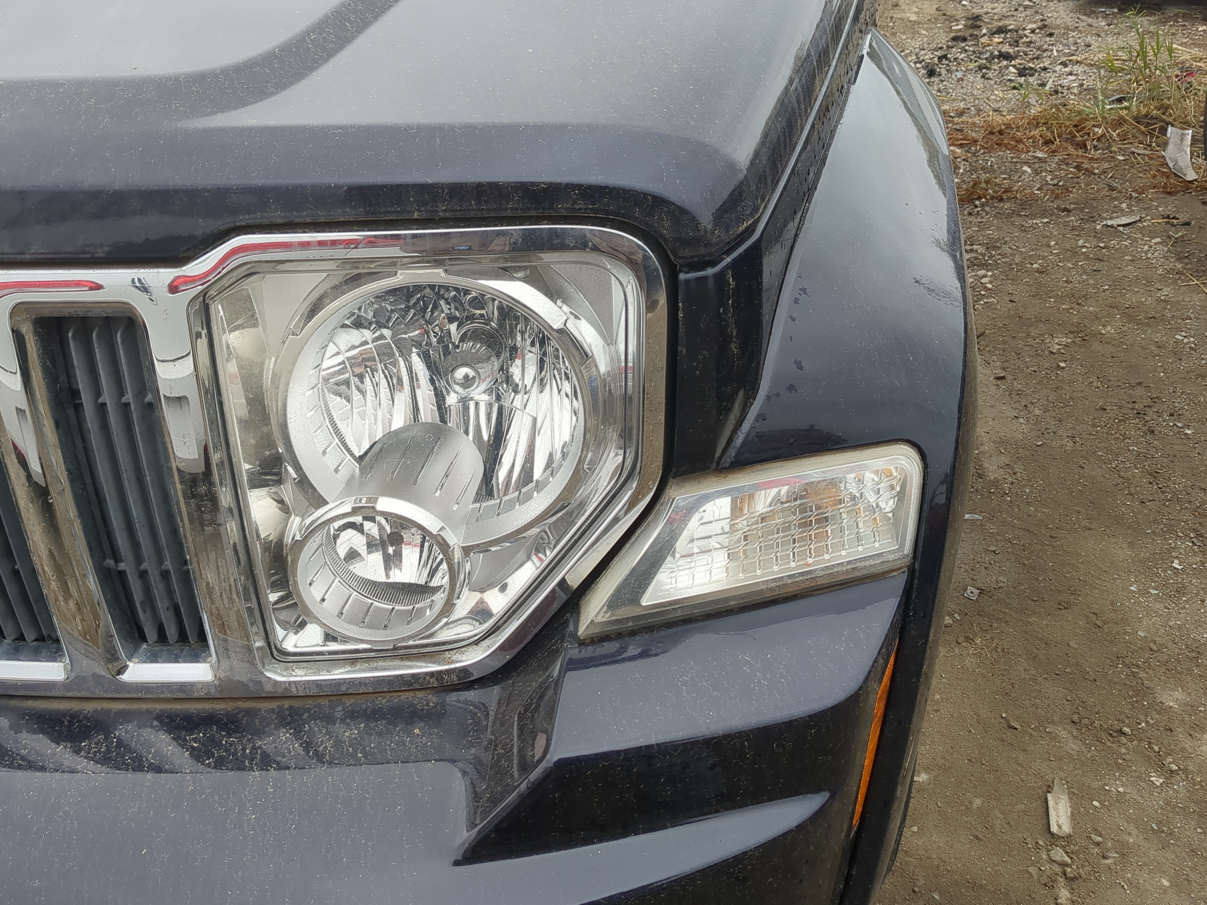 2008-2012 Jeep Liberty Driver Left Oem Head Light Headlight Lamp 1199873 - Oemusedautoparts1.com