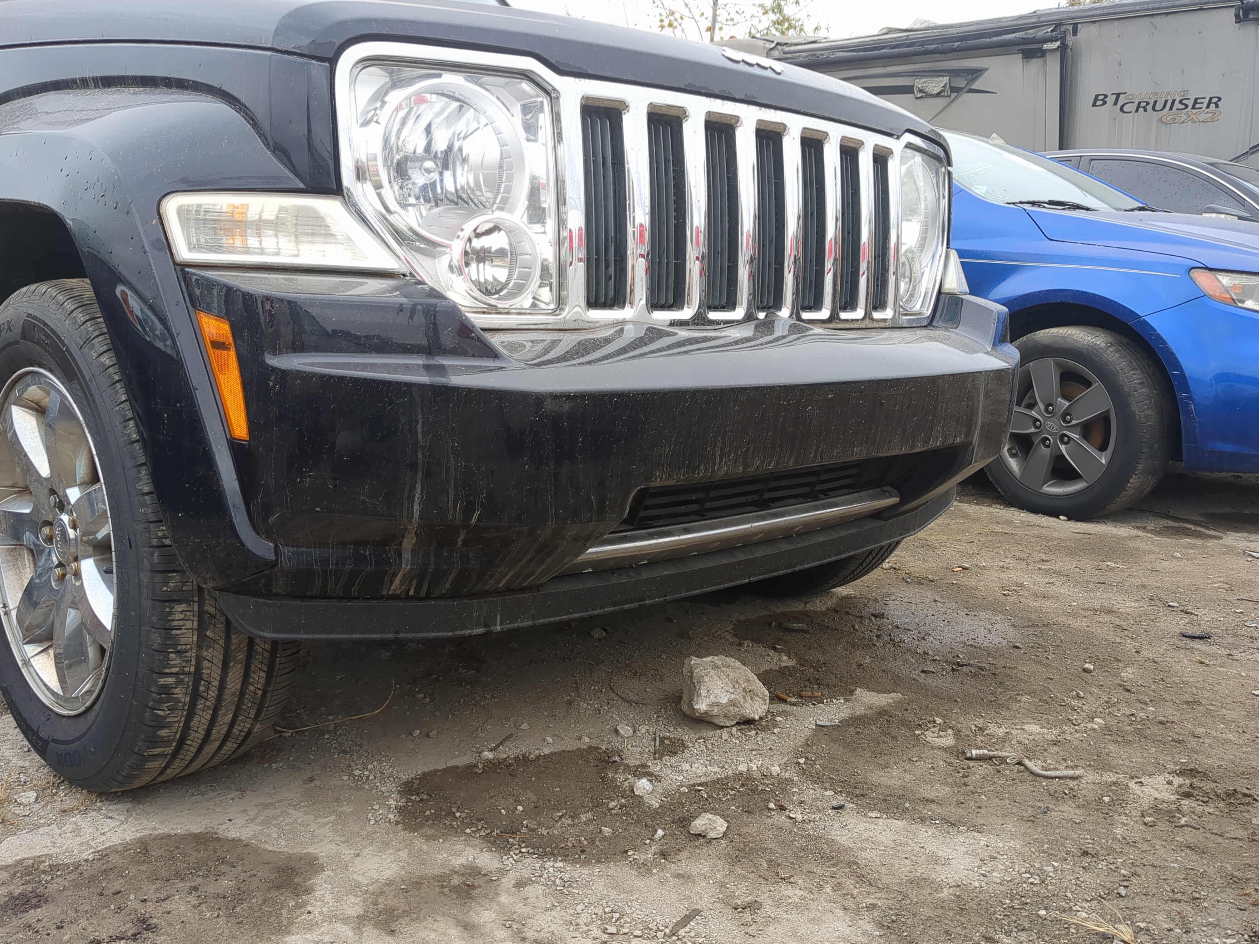 2008-2012 Jeep Liberty Front Bumper - Oem 1199906 - Oemusedautoparts1.com