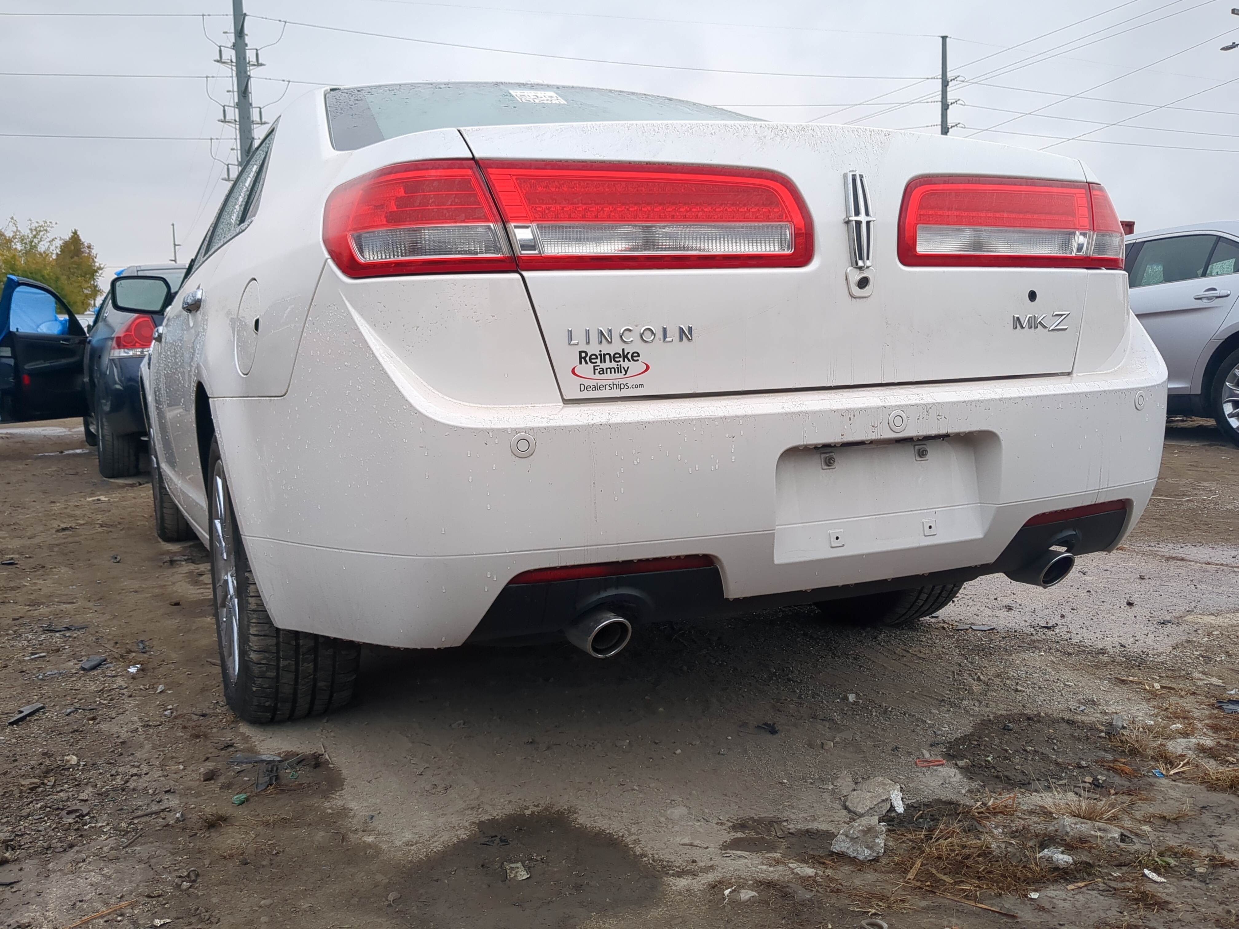 2010-2012 Lincoln Mkz Rear Bumper Assembly Oem 1199929 - Oemusedautoparts1.com