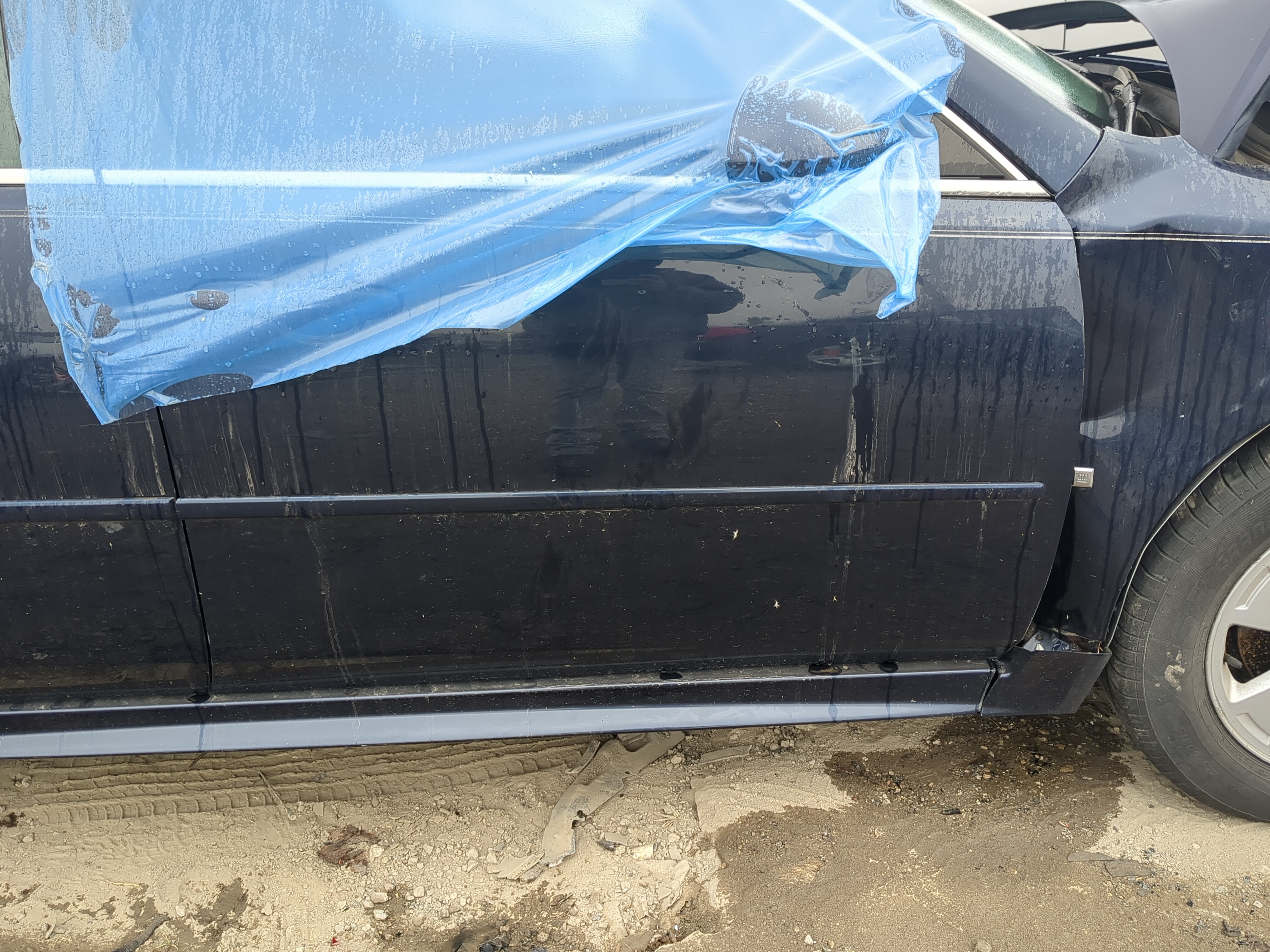 2008-2016 Chevrolet Impala Passenger Front Door Oem 1200144 - Oemusedautoparts1.com