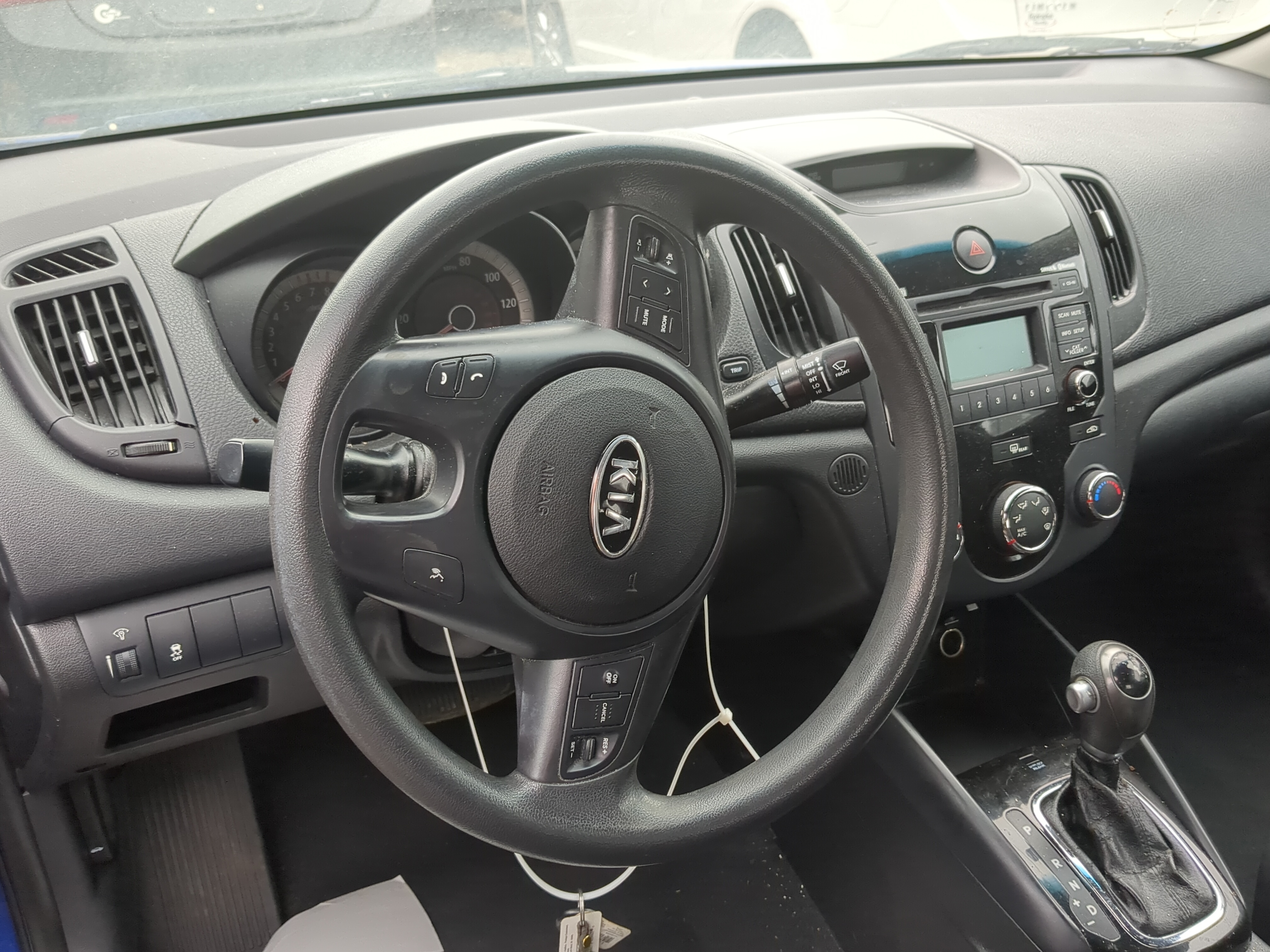 2010-2013 Kia Forte Koup Air Bag Driver Left Steering Wheel Mounted 1200264 - Oemusedautoparts1.com