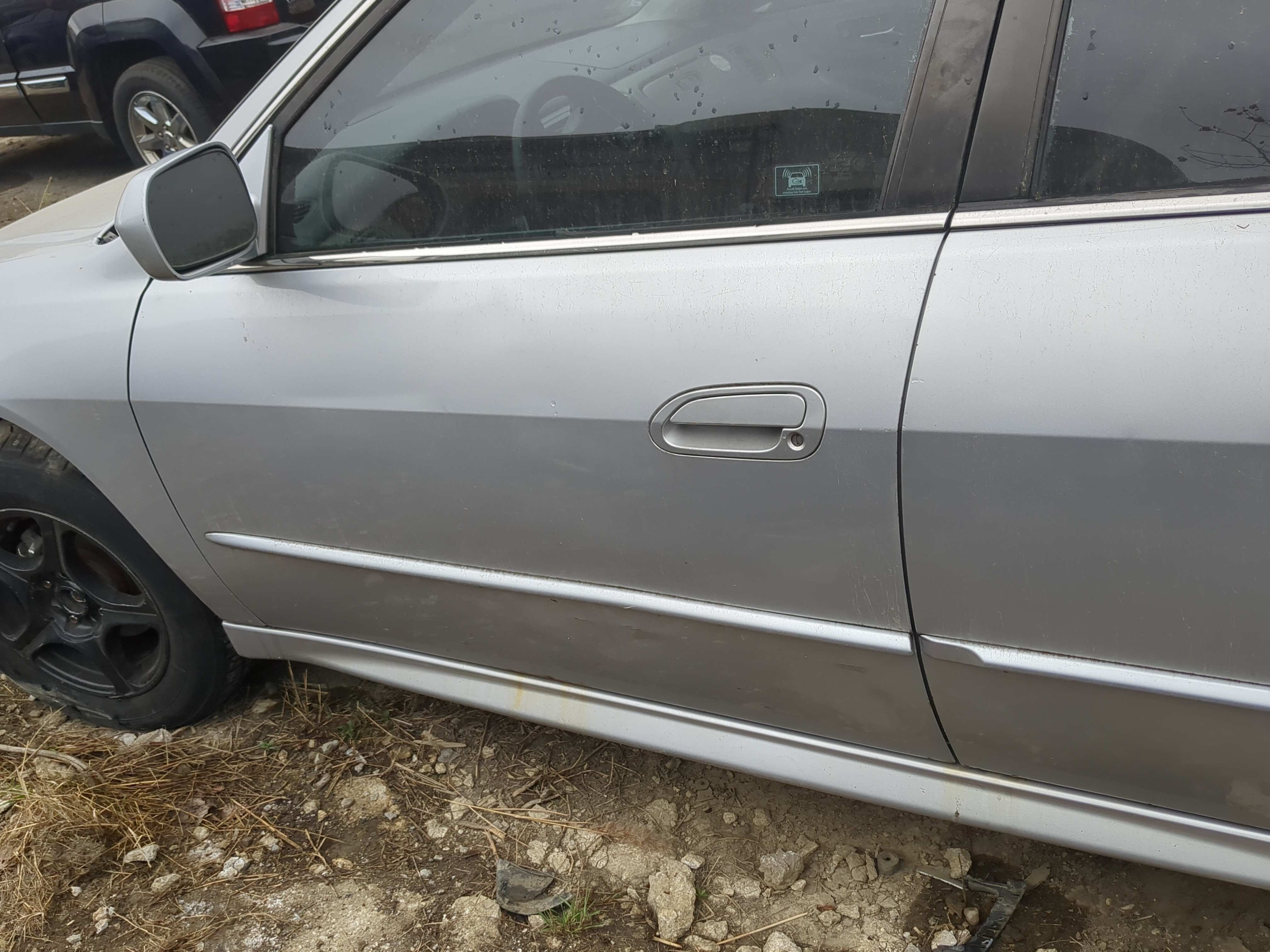 1998-2002 Honda Accord Driver Front Door Oem 1200437 - Oemusedautoparts1.com