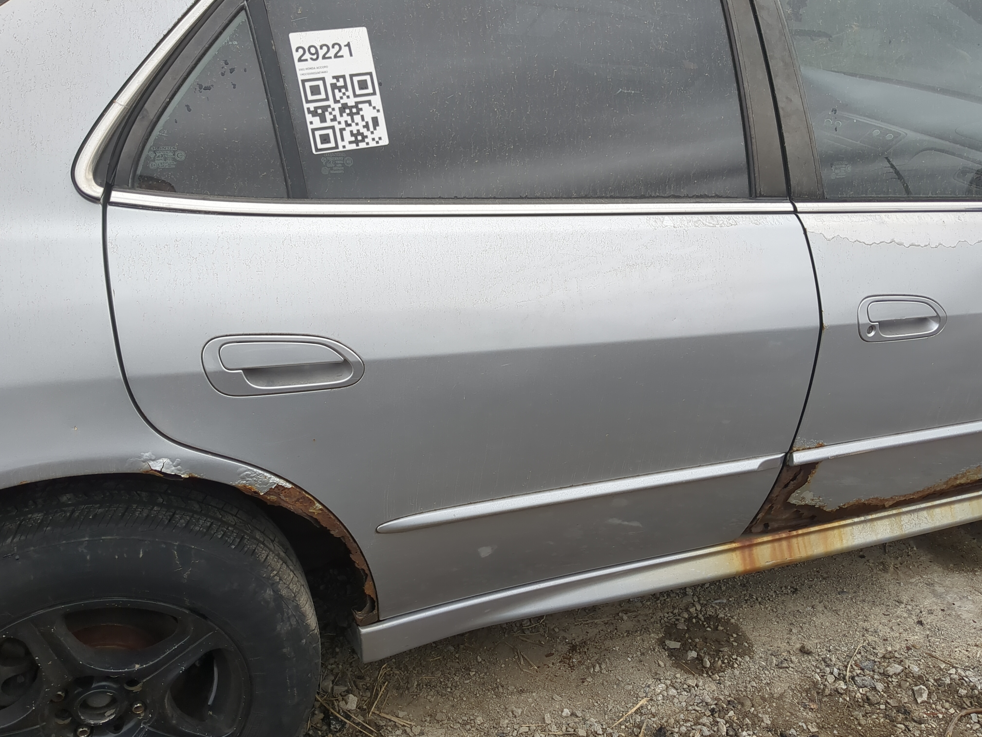 1998-2002 Honda Accord Passenger Rear Door Oem 1200490 - Oemusedautoparts1.com