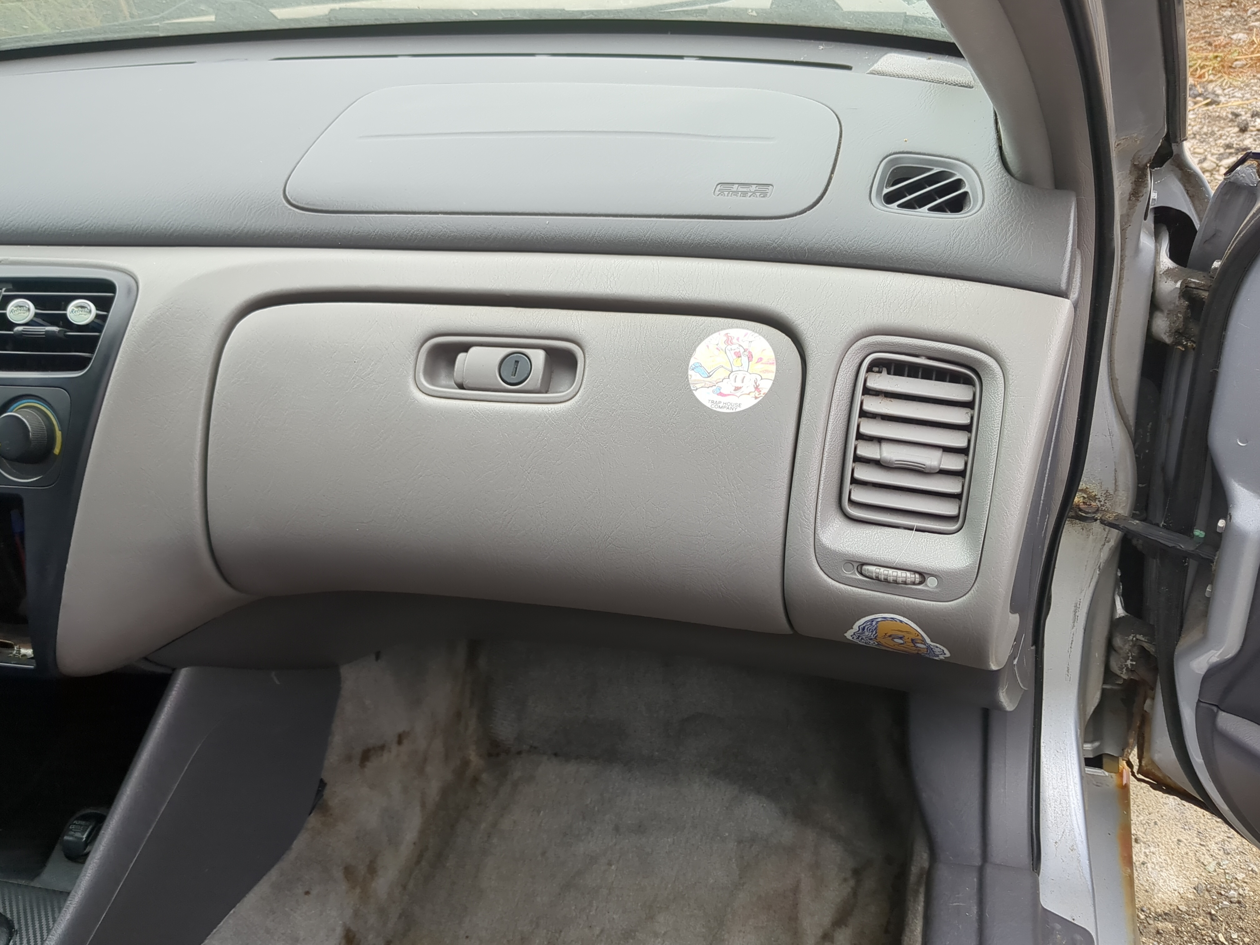 2002 Honda Accord Passenger Glove Box Door Storage Compartment 1200537 - Oemusedautoparts1.com