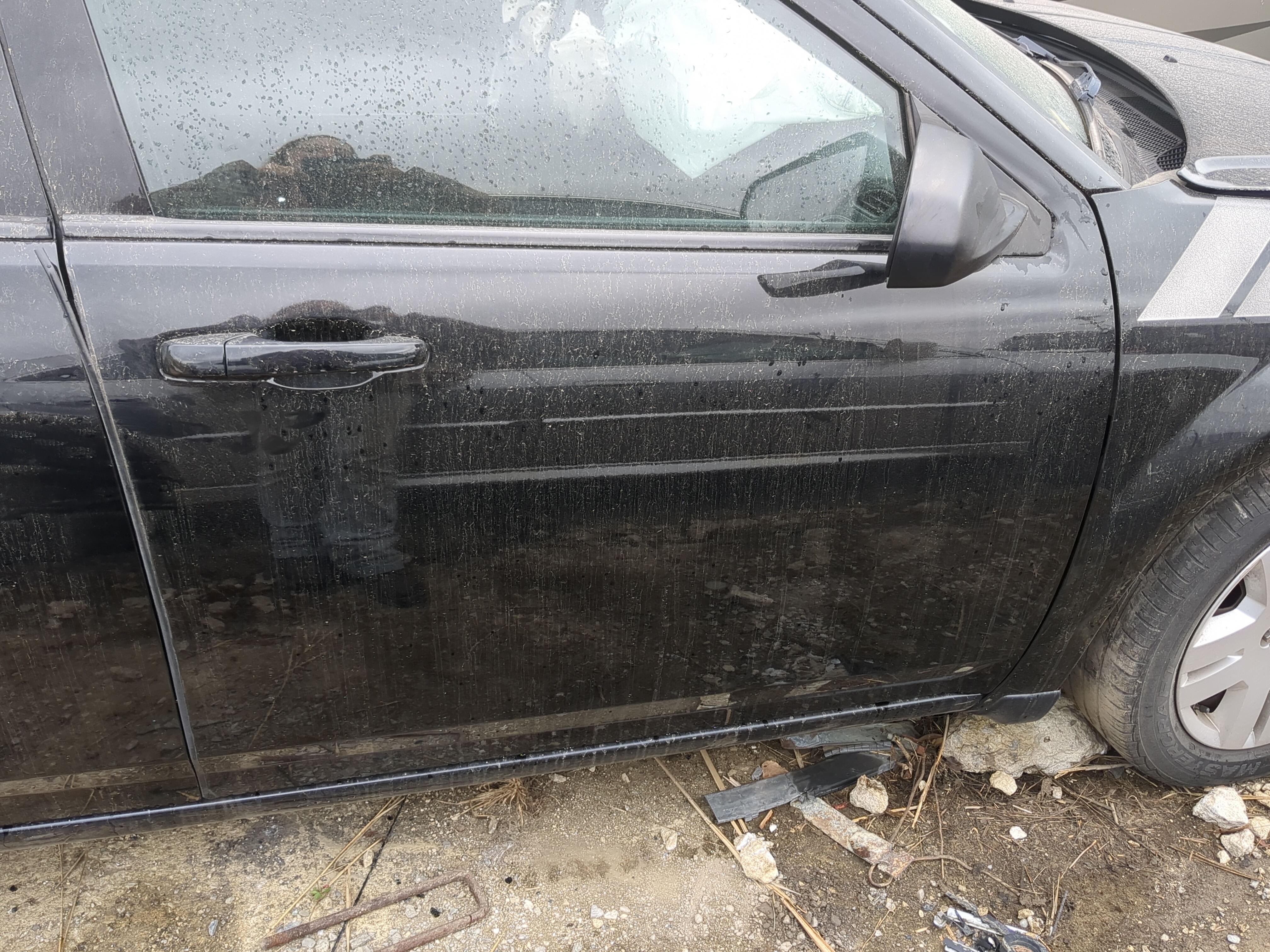 2011-2014 Dodge Avenger Passenger Front Door Oem 1200565 - Oemusedautoparts1.com