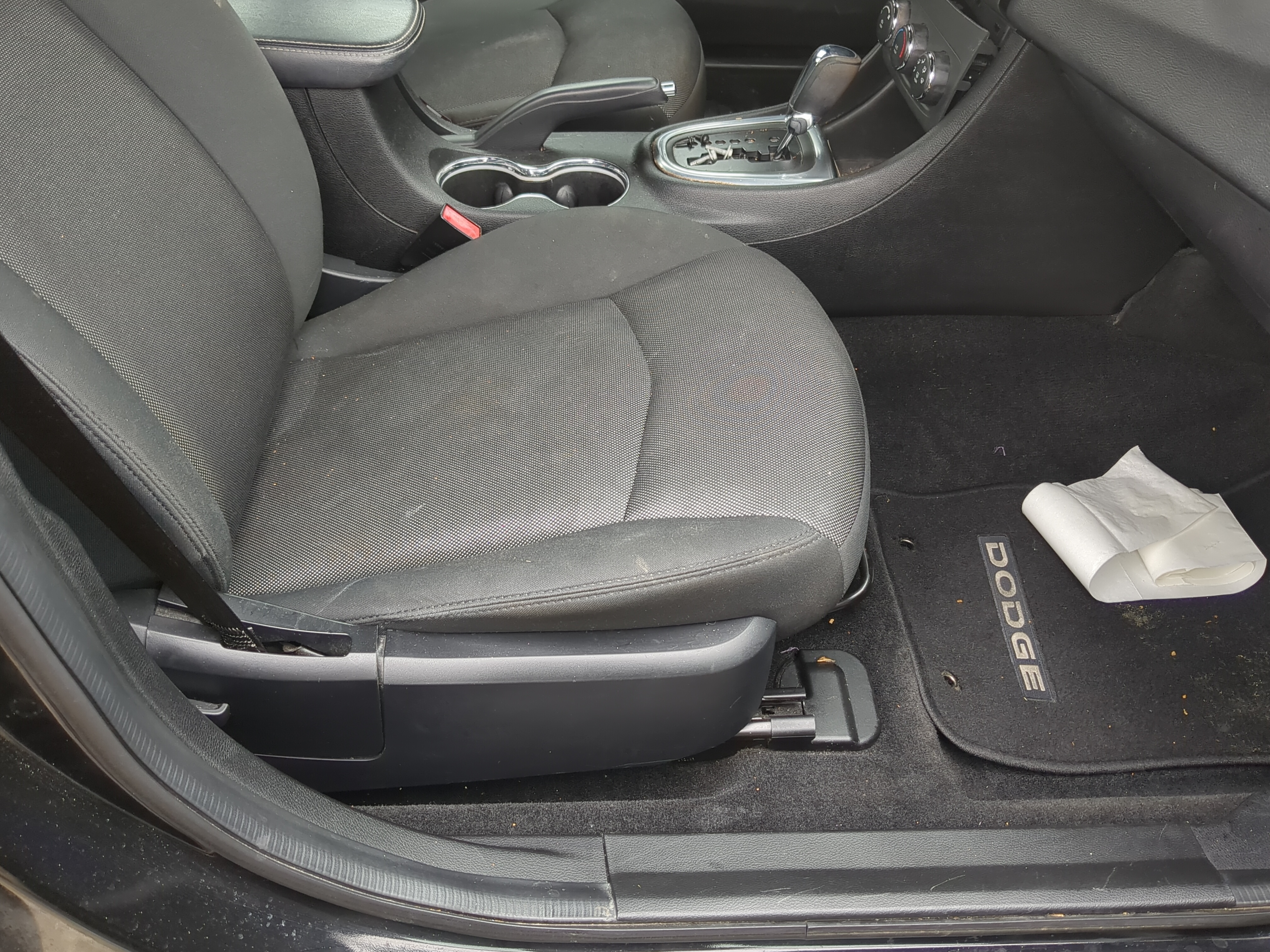 2011-2014 Dodge Avenger Passenger Front Seat Oem 1200623 - Oemusedautoparts1.com