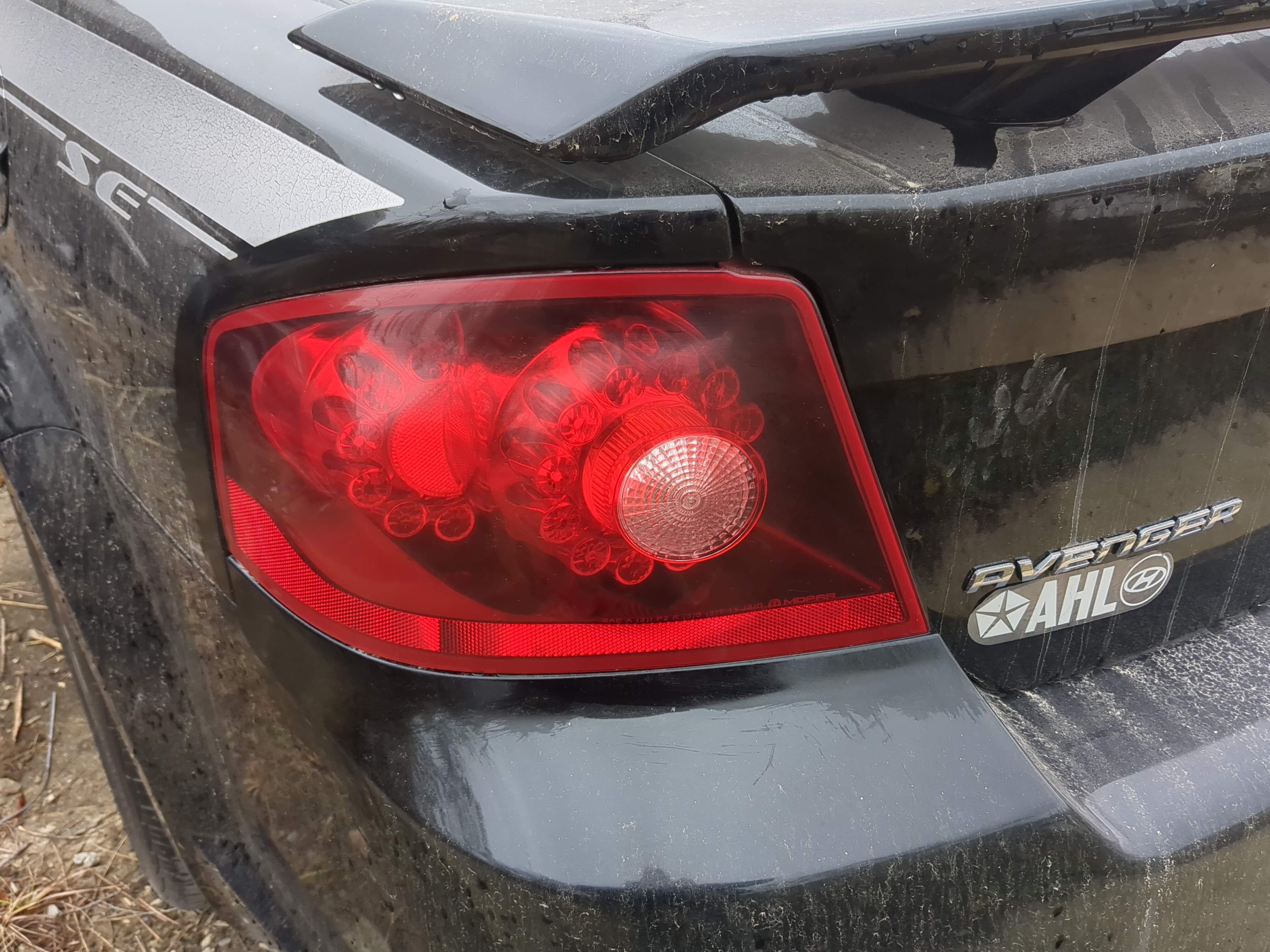 Picture of 2011-2014 Dodge Avenger Driver Left Side Tail Light Taillight Oem 1200632