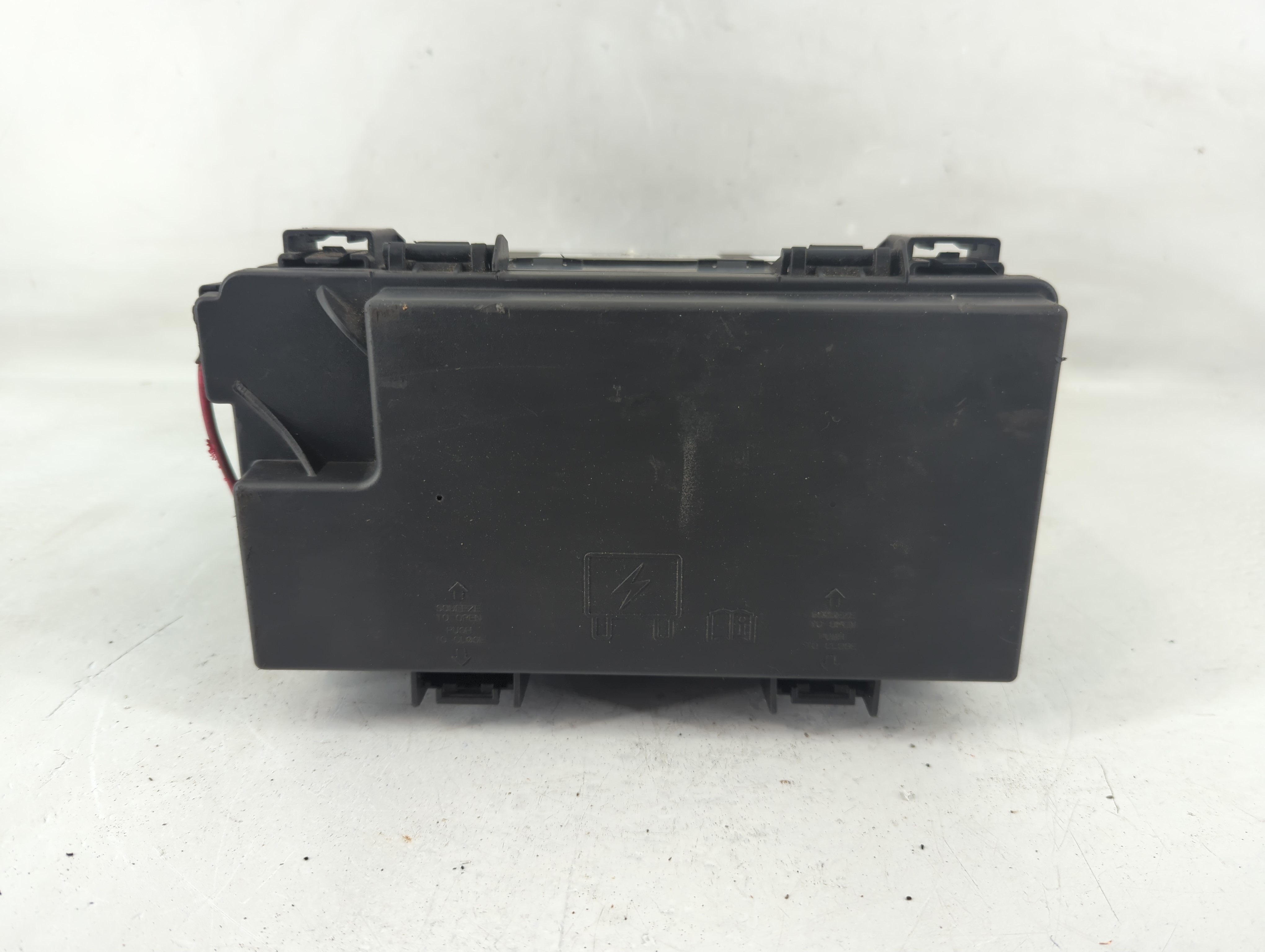 2008-2008 Dodge Grand Caravan Fusebox Fuse Box Relay Module Tipm 1200715 - Oemusedautoparts1.com