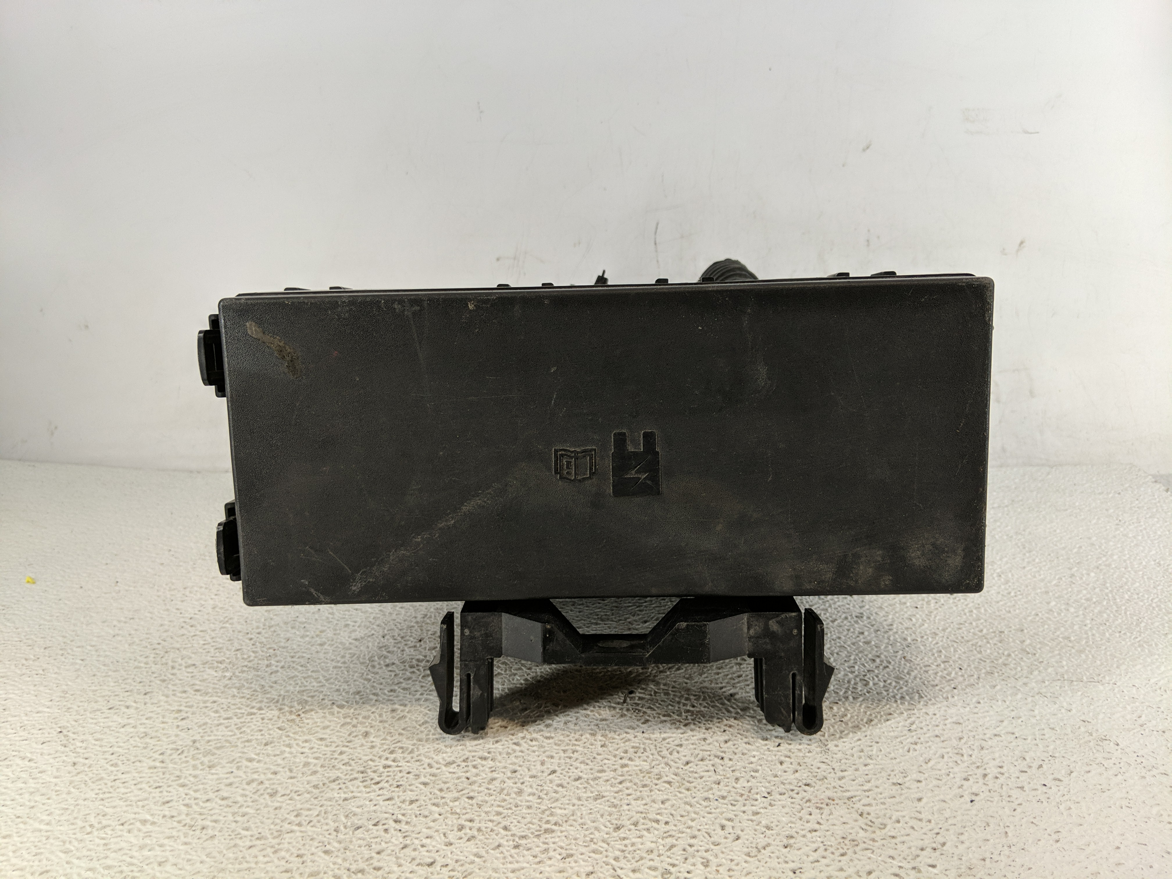 2012-2014 Ford Edge Fusebox Fuse Box Relay Module Ct4t-14290-he 1200727 - Oemusedautoparts1.com