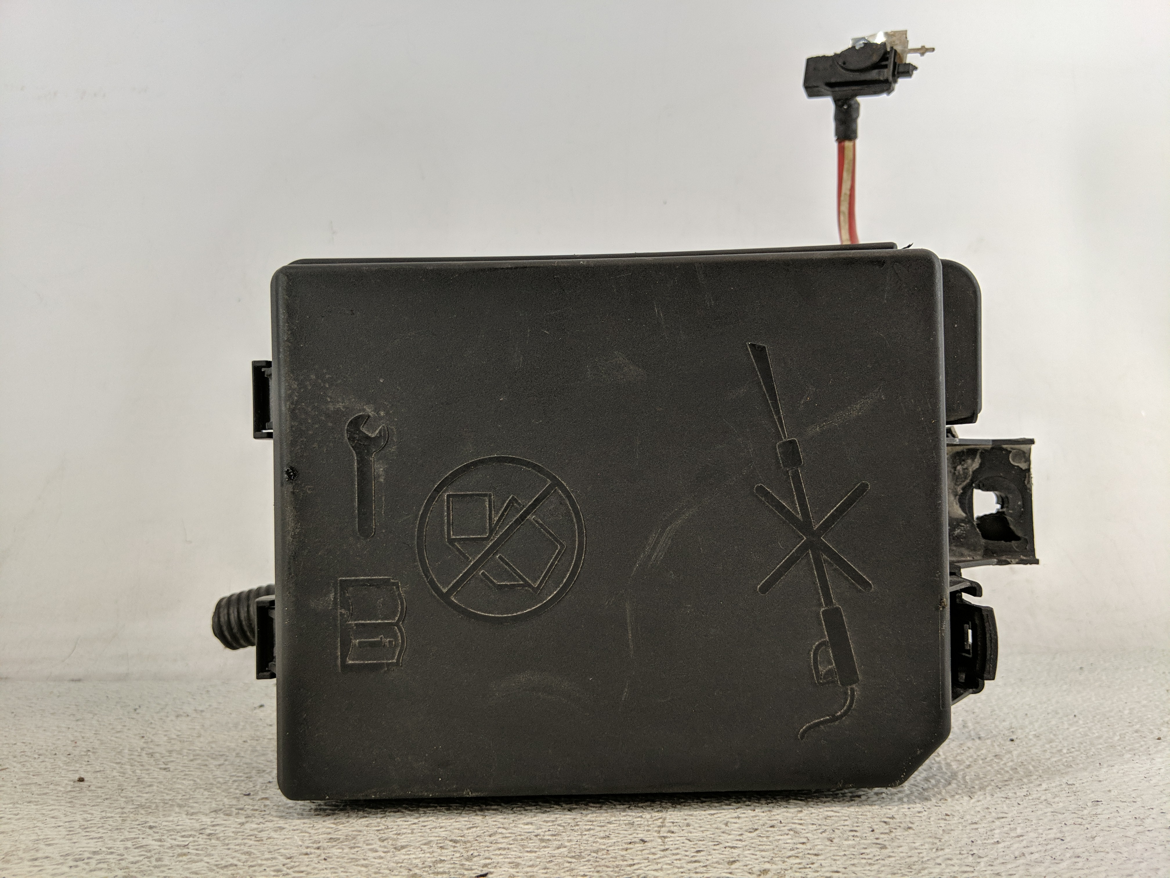 2018-2021 Chevrolet Trax Fusebox Fuse Box Relay Module 42624875 1200775 - Oemusedautoparts1.com