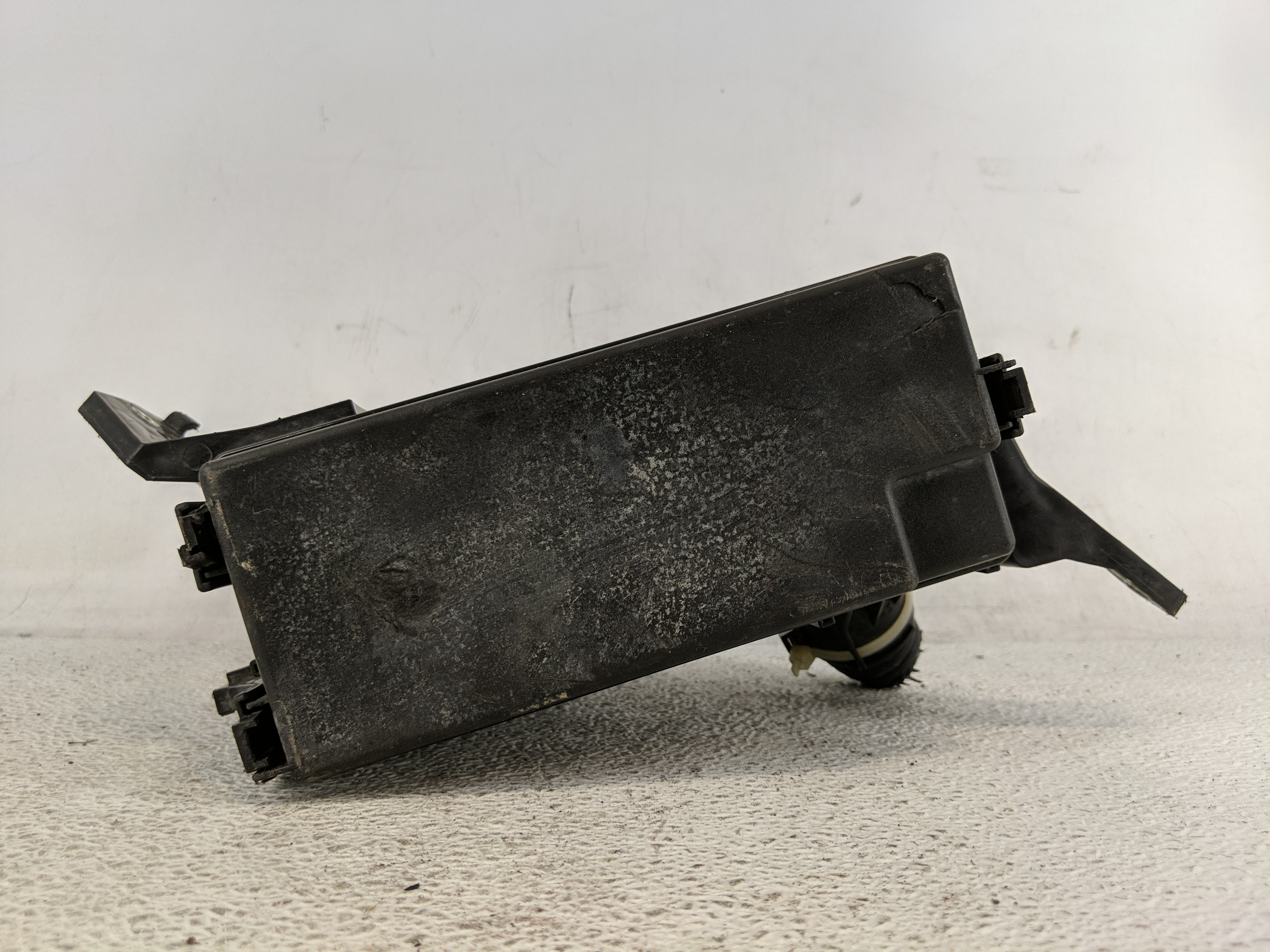 2016-2018 Honda Hr-v Fusebox Fuse Box Relay Module 1200778 - Oemusedautoparts1.com