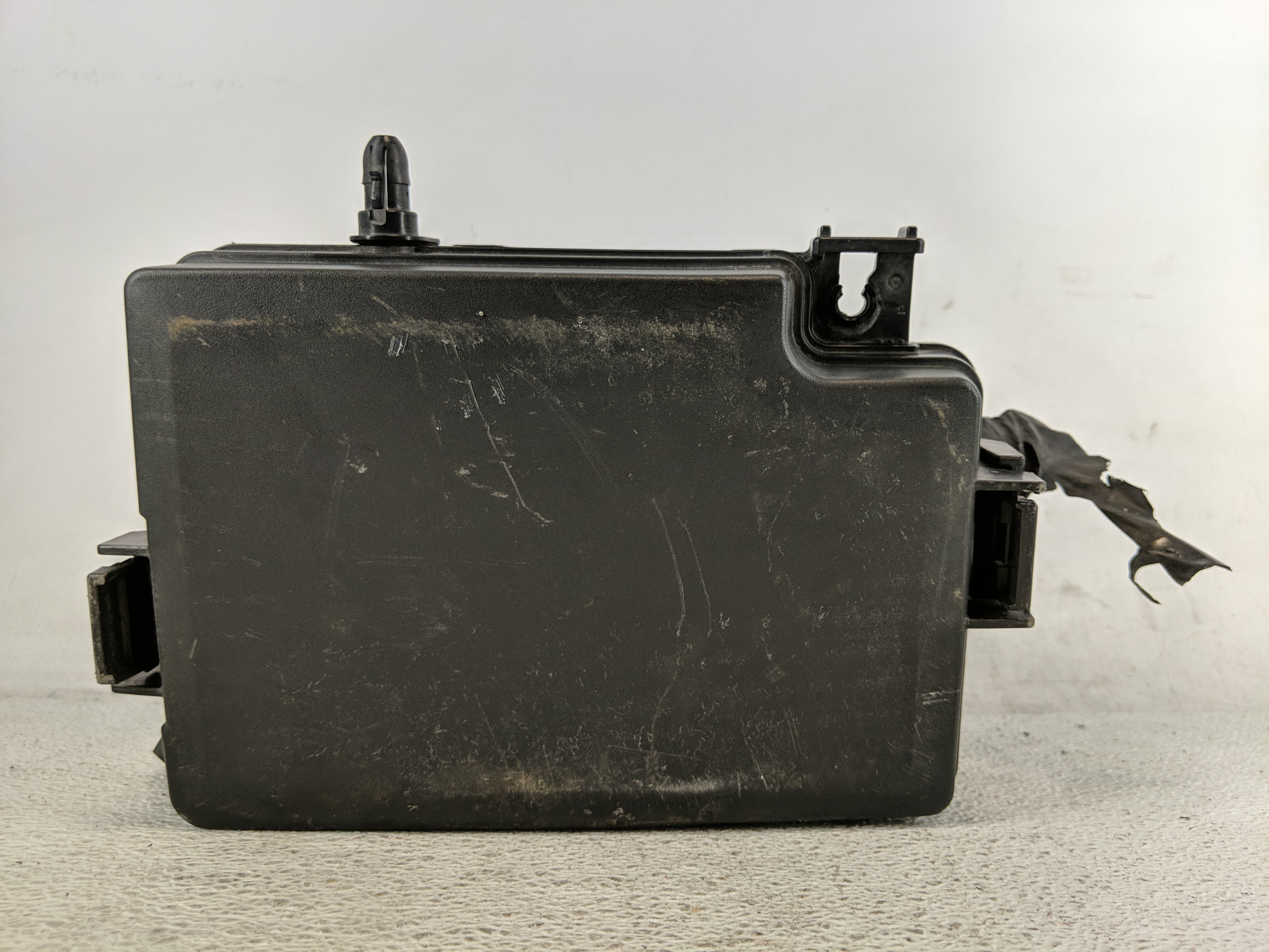 2018-2018 Hyundai Elantra Fusebox Fuse Box Relay Module 1701171381 1200851 - Oemusedautoparts1.com