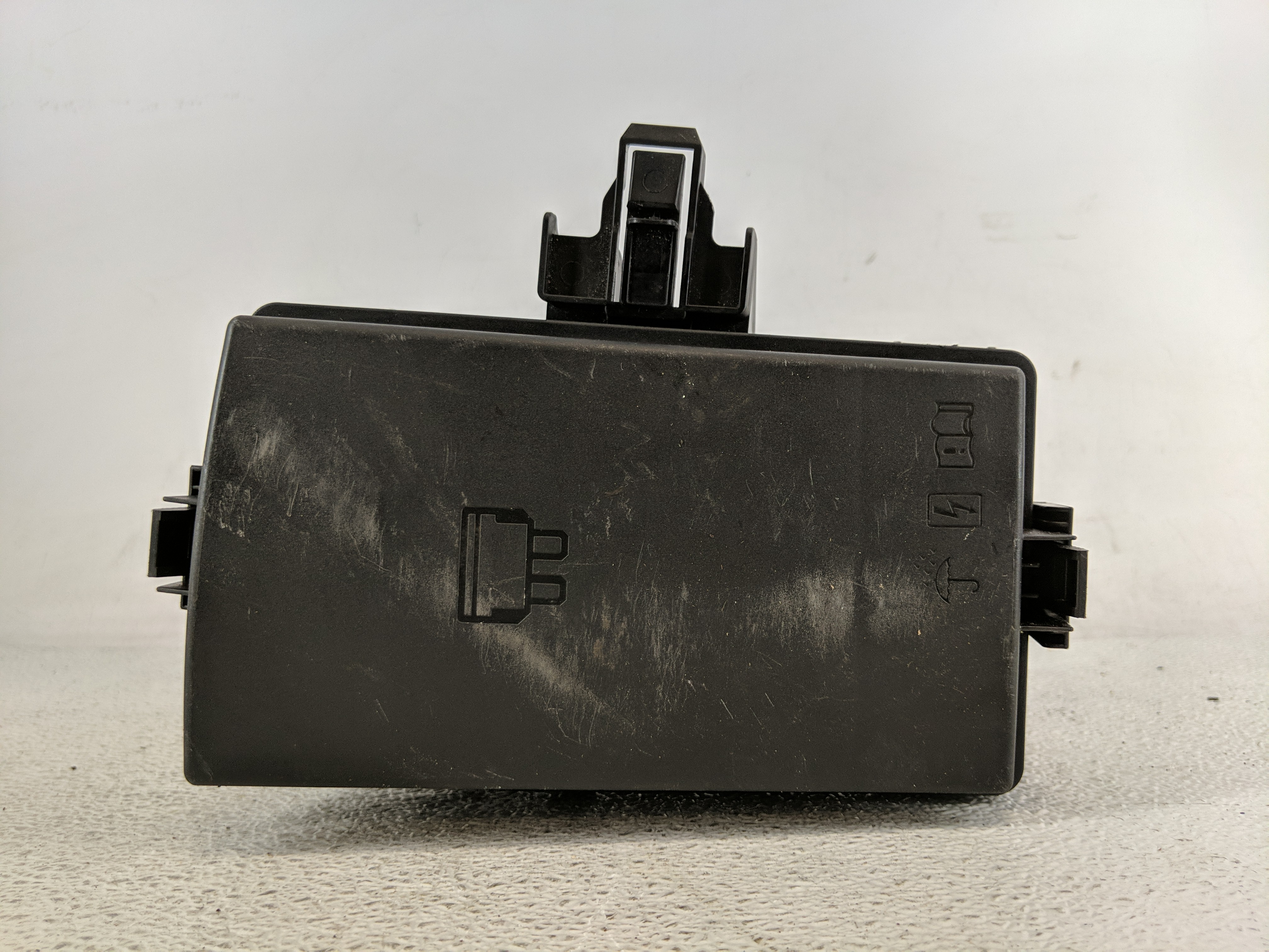 Volkswagen Atlas Fusebox Fuse Box Relay Module 5q0 907 361 D 1200908 - Oemusedautoparts1.com