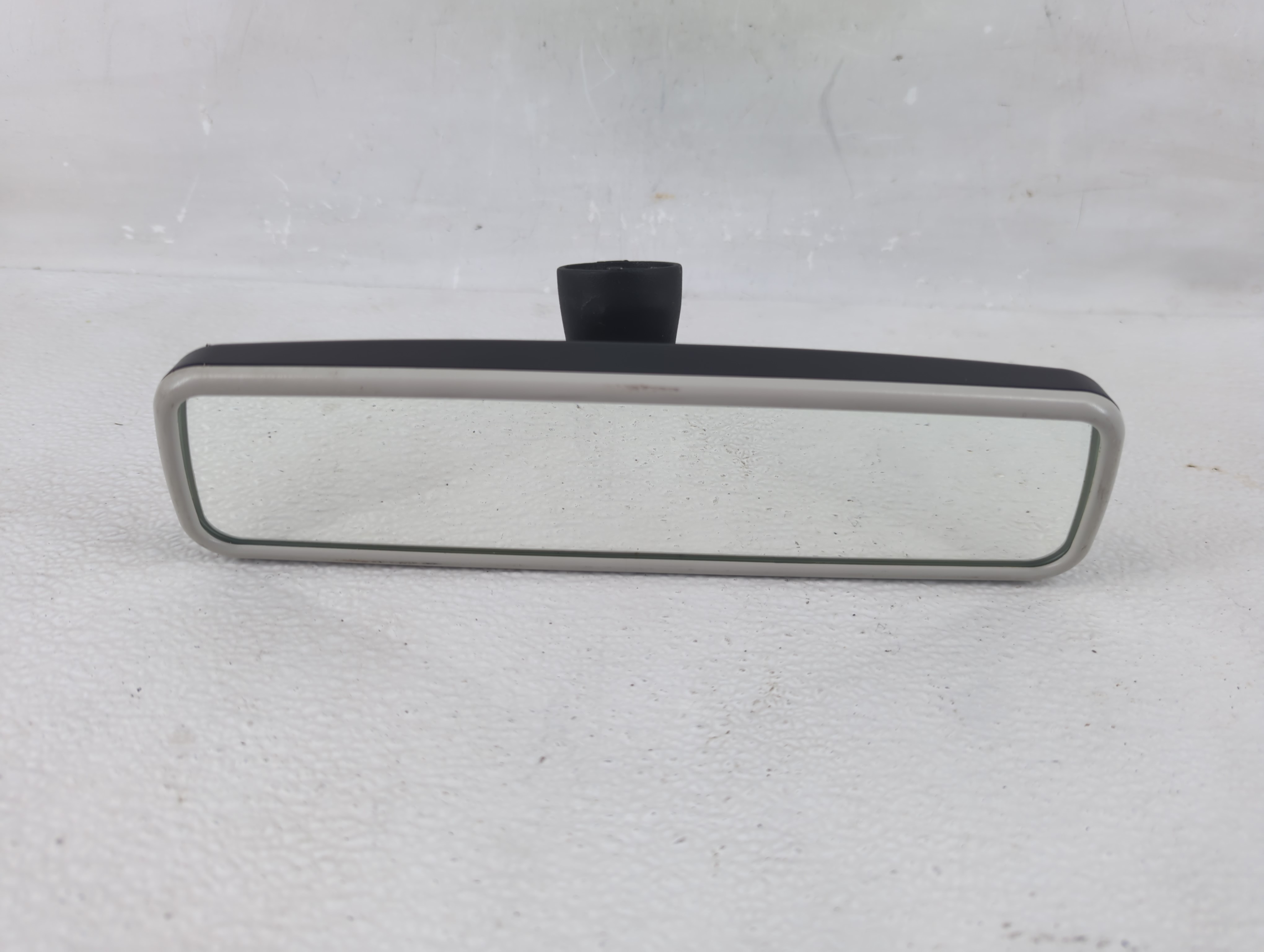 2009-2018 Volkswagen Tiguan Interior Rear View Mirror Oem 1200961 - Oemusedautoparts1.com