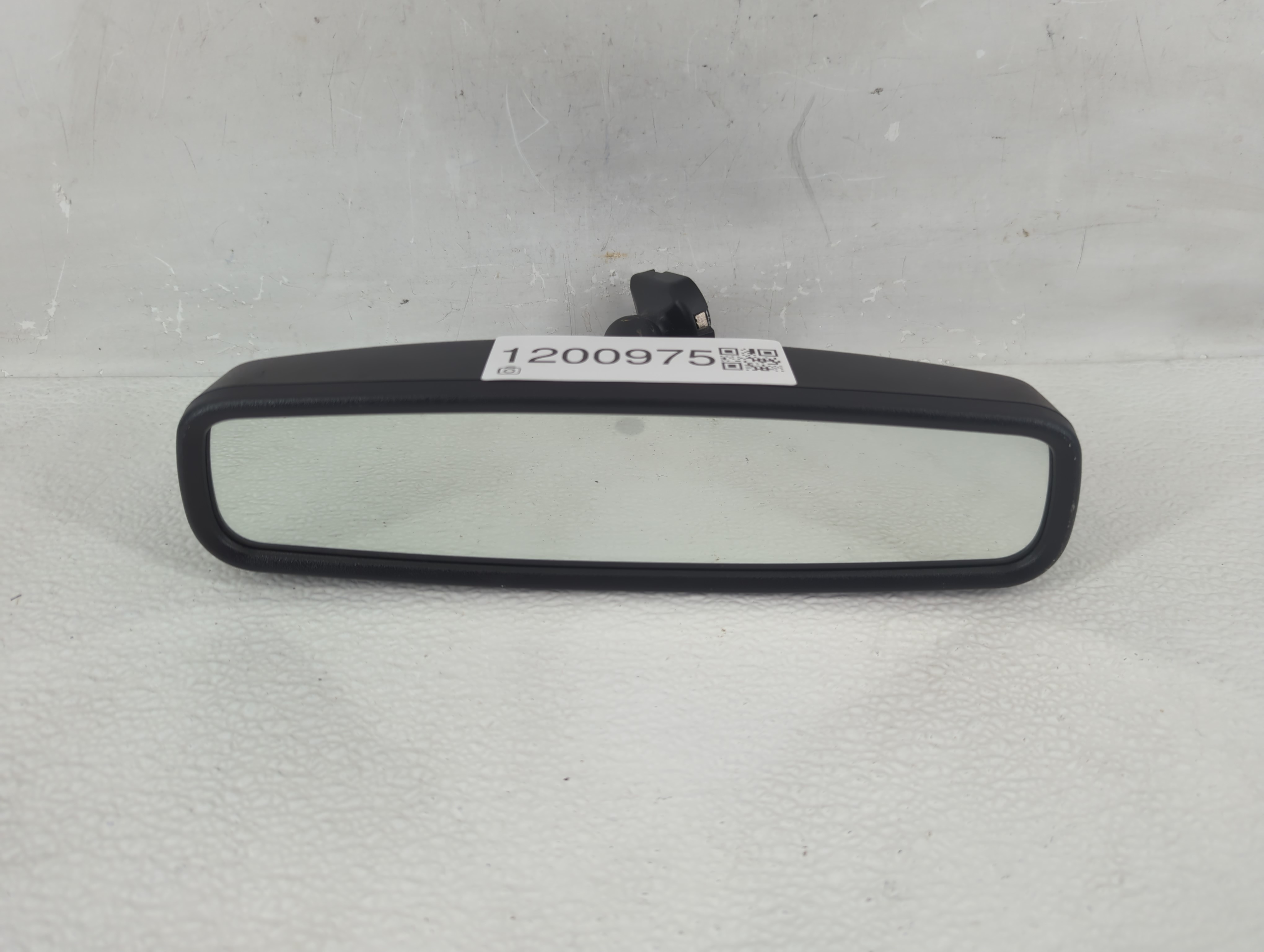 2015-2019 Lincoln Mkc Interior Rear View Mirror Oem 1200975 - Oemusedautoparts1.com