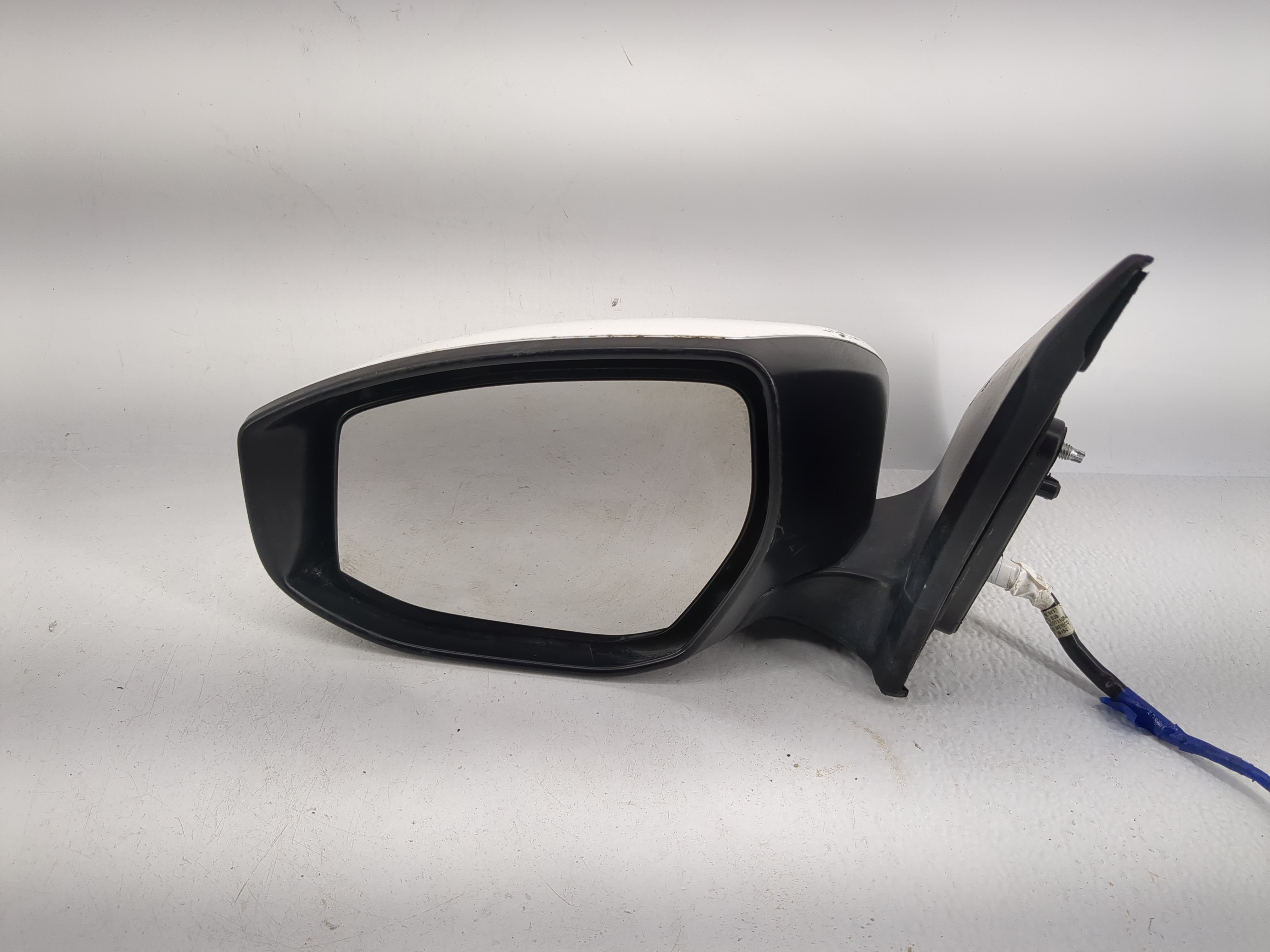 2013-2015 Nissan Sentra Driver Left Side View Power Door Mirror White 1201033 - Oemusedautoparts1.com