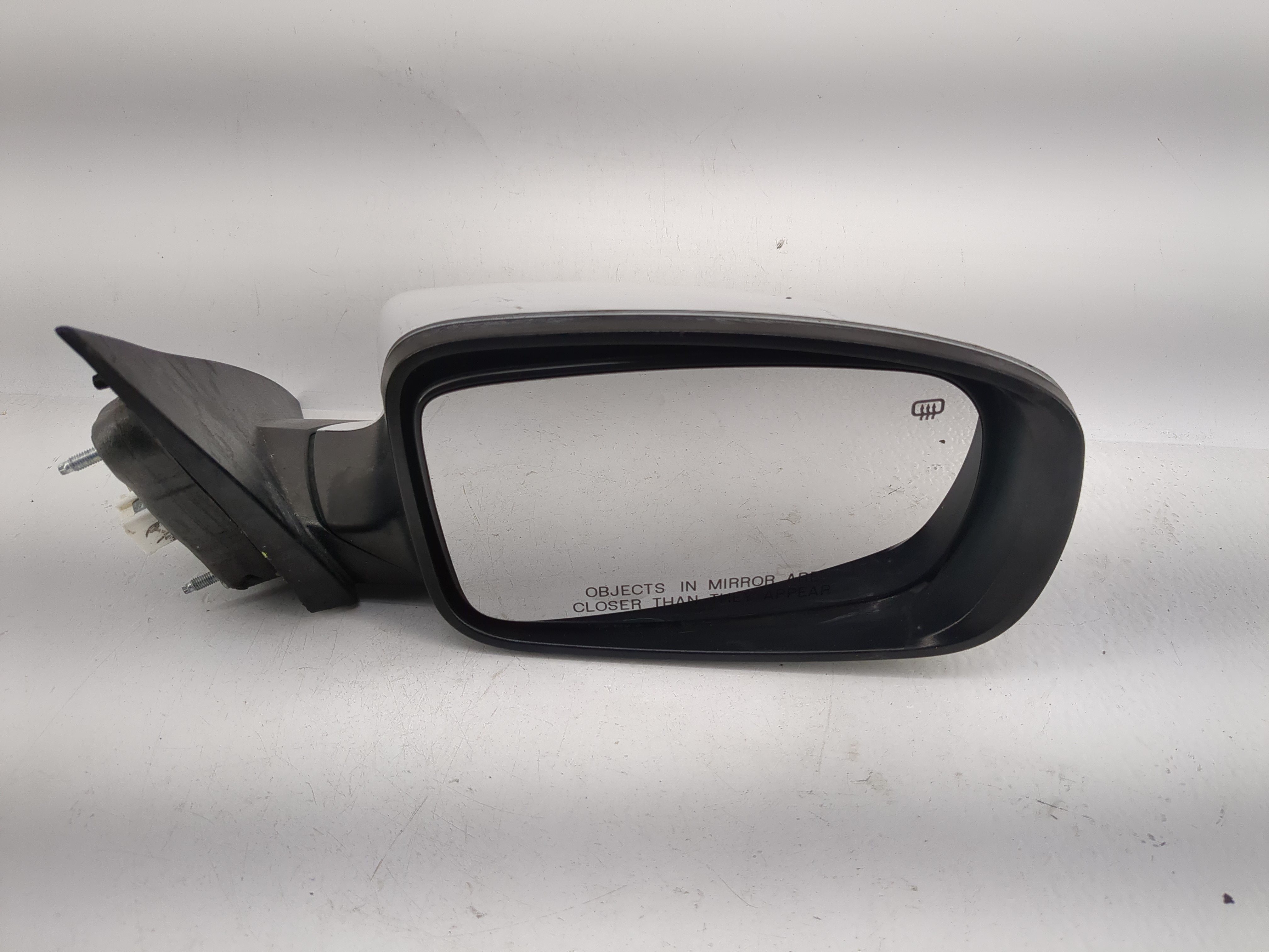 2011-2014 Chrysler 200 Passenger Right Side View Power Door Mirror White 1201116 - Oemusedautoparts1.com