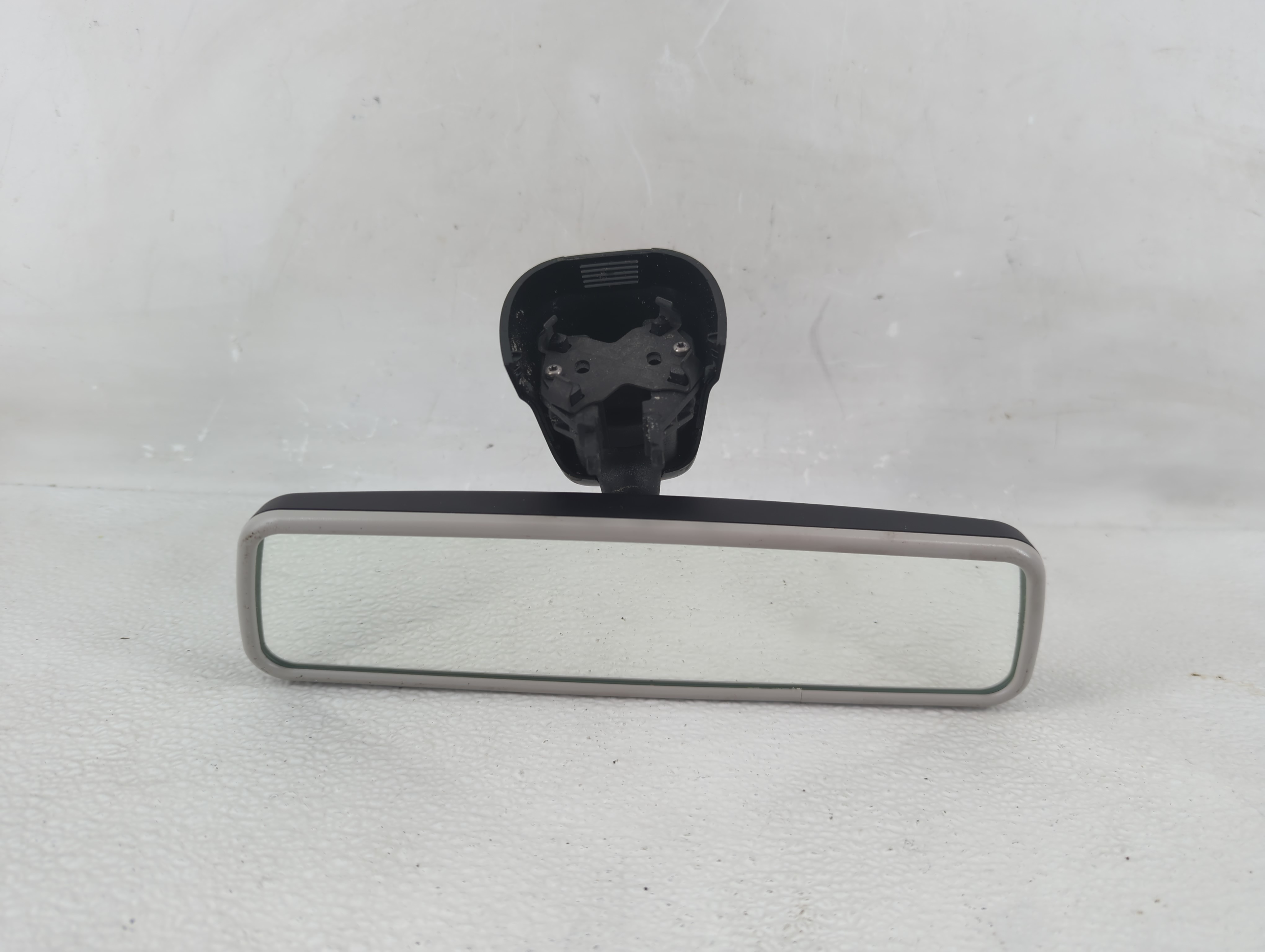 2010-2021 Volkswagen Jetta Interior Rear View Mirror Oem 1201147 - Oemusedautoparts1.com