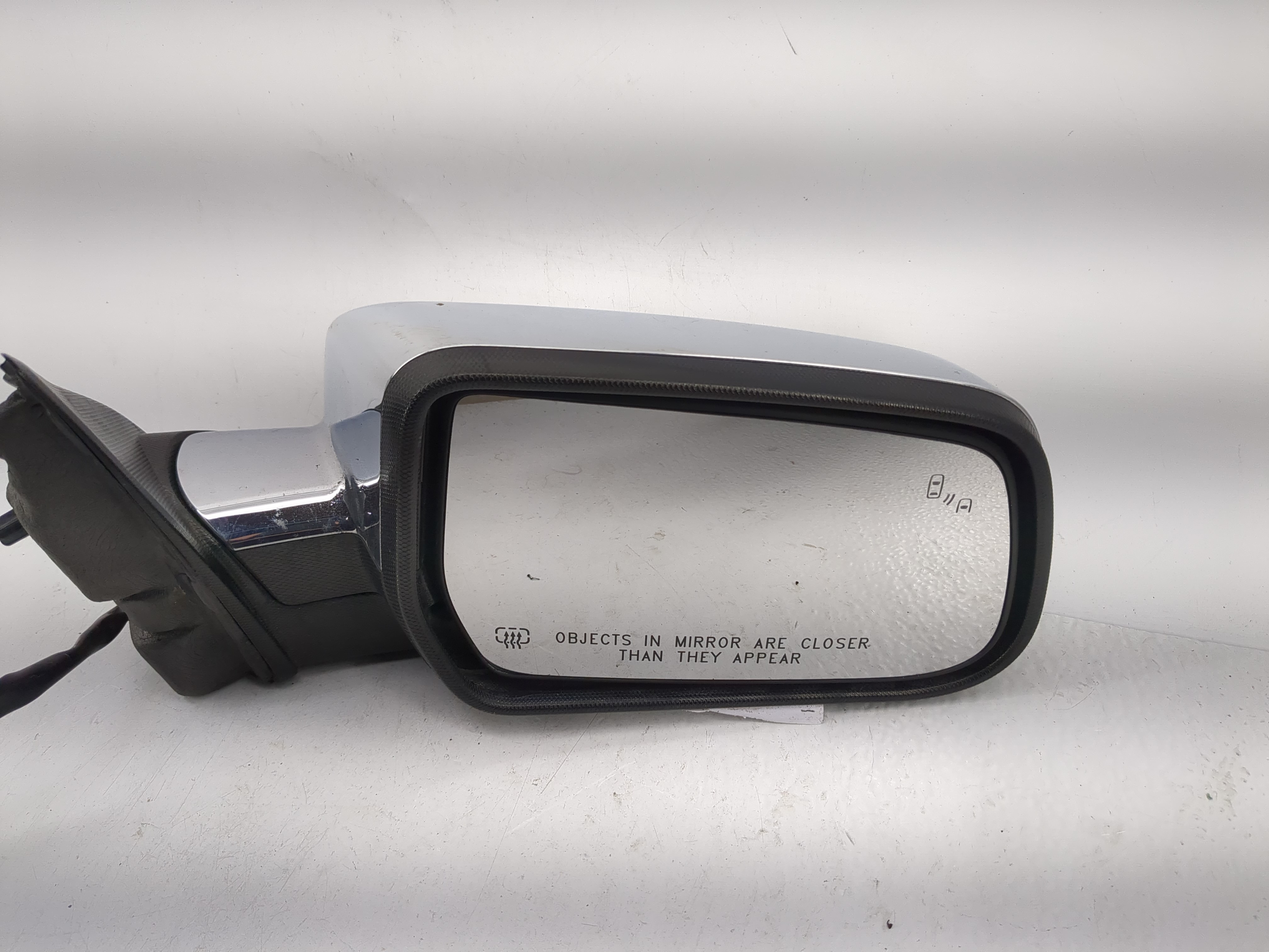 2016-2017 Chevrolet Equinox Passenger Right Side View Power Door Mirror 1201209 - Oemusedautoparts1.com