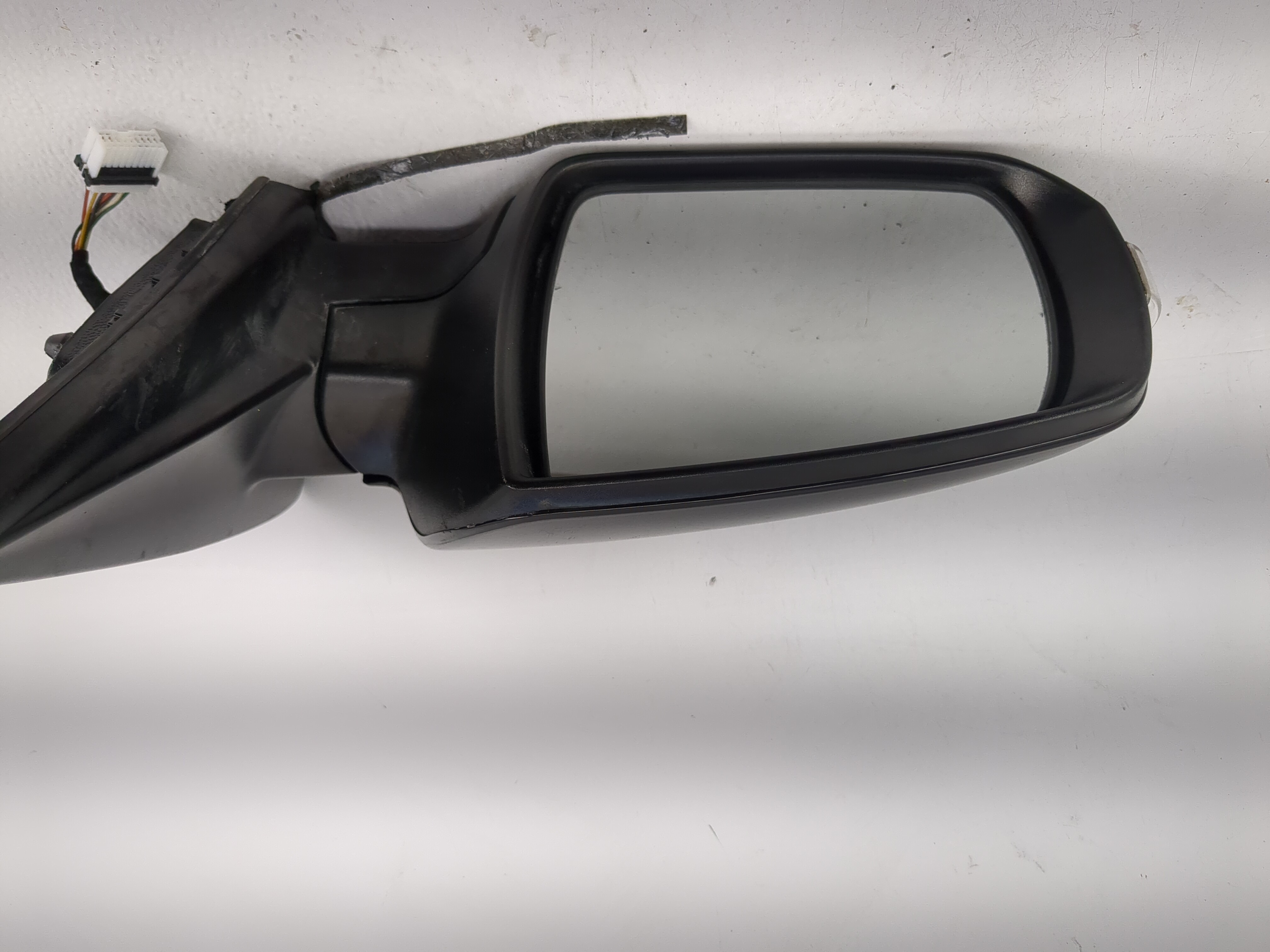 2011-2015 Kia Sorento Driver Left Side View Power Door Mirror Black 1201213 - Oemusedautoparts1.com