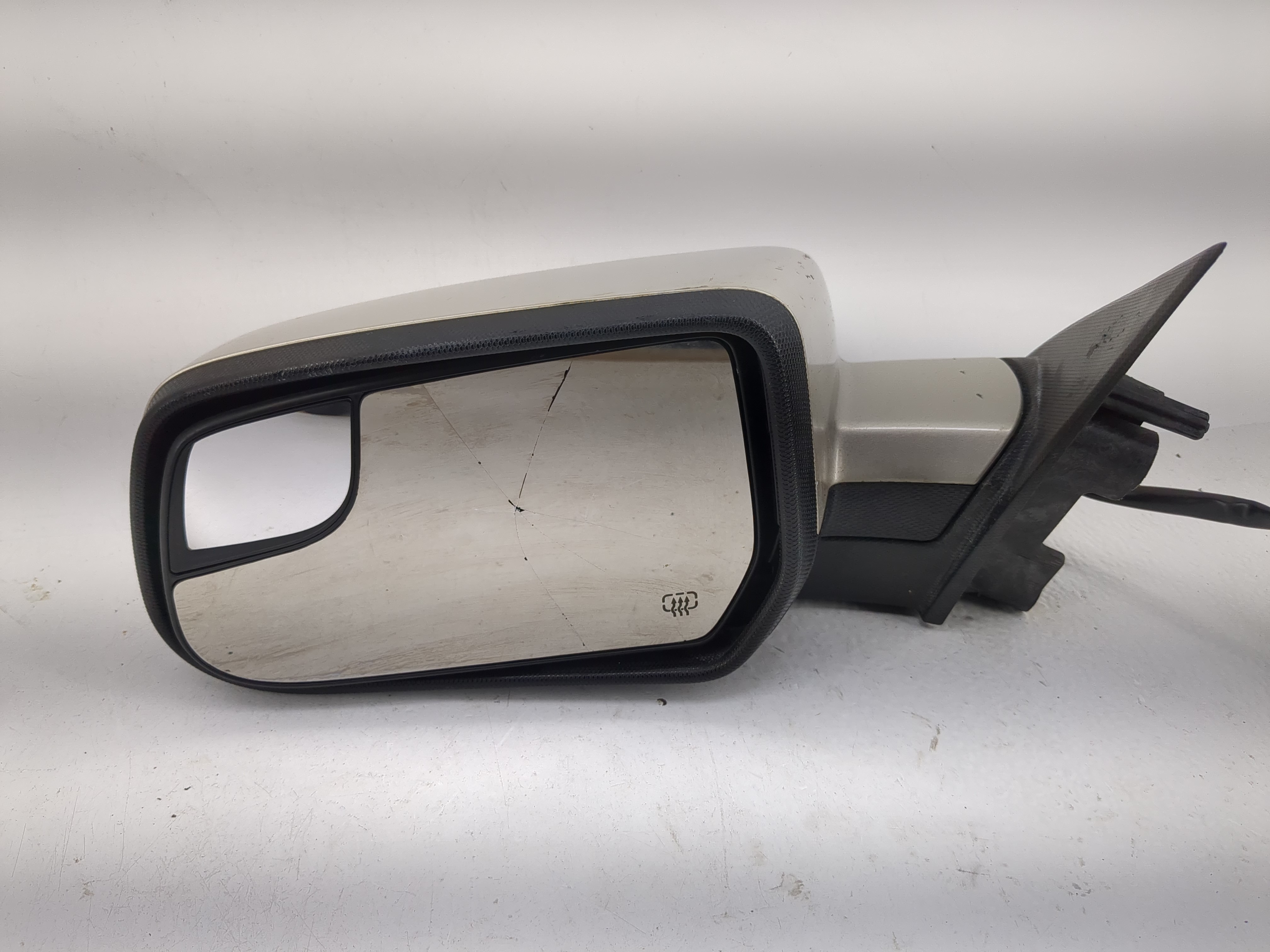 2011-2014 Chevrolet Equinox Driver Left Side View Power Door Mirror 1201221 - Oemusedautoparts1.com