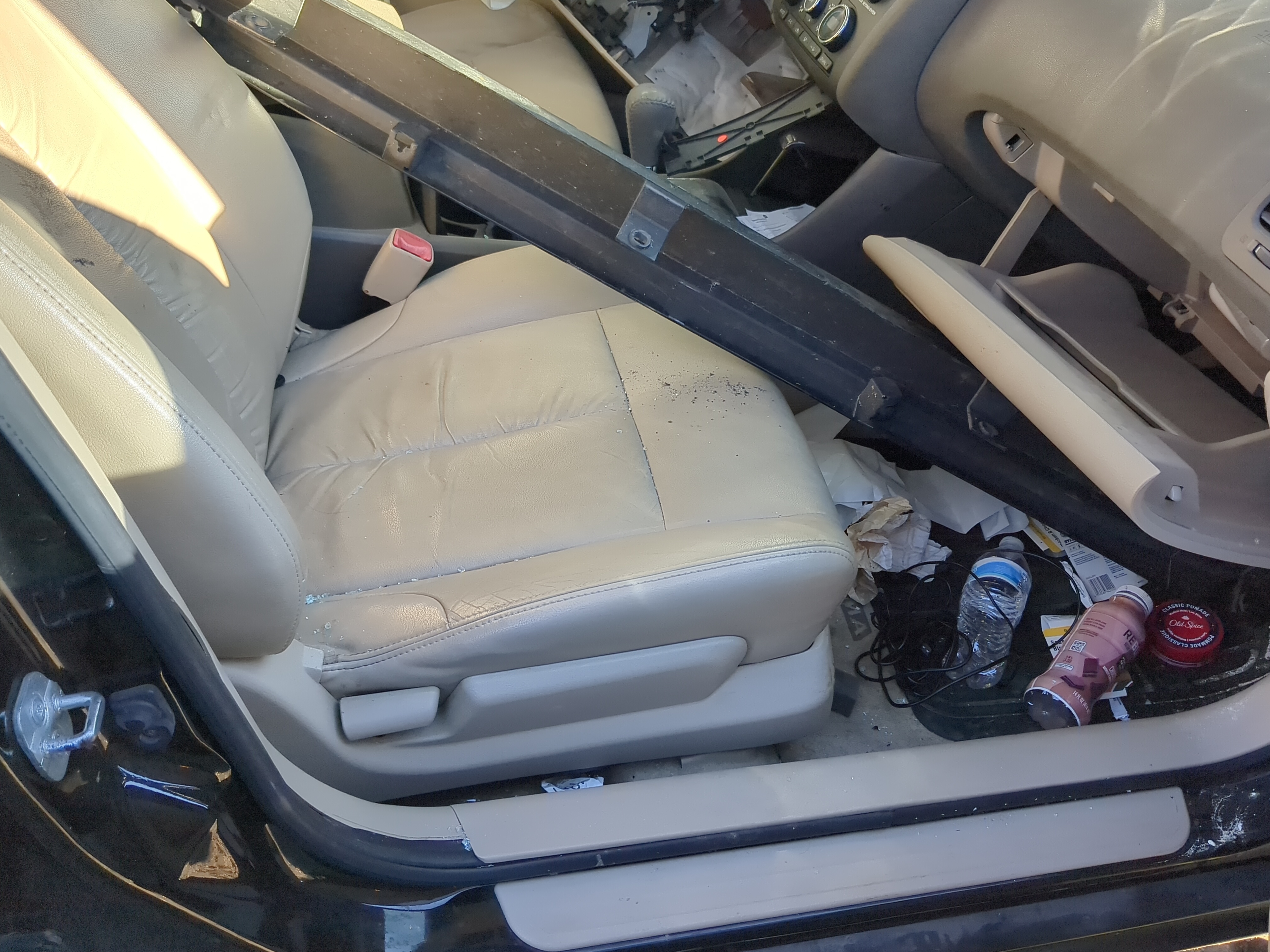 2011-2012 Nissan Altima Passenger Front Seat Oem 1201384 - Oemusedautoparts1.com