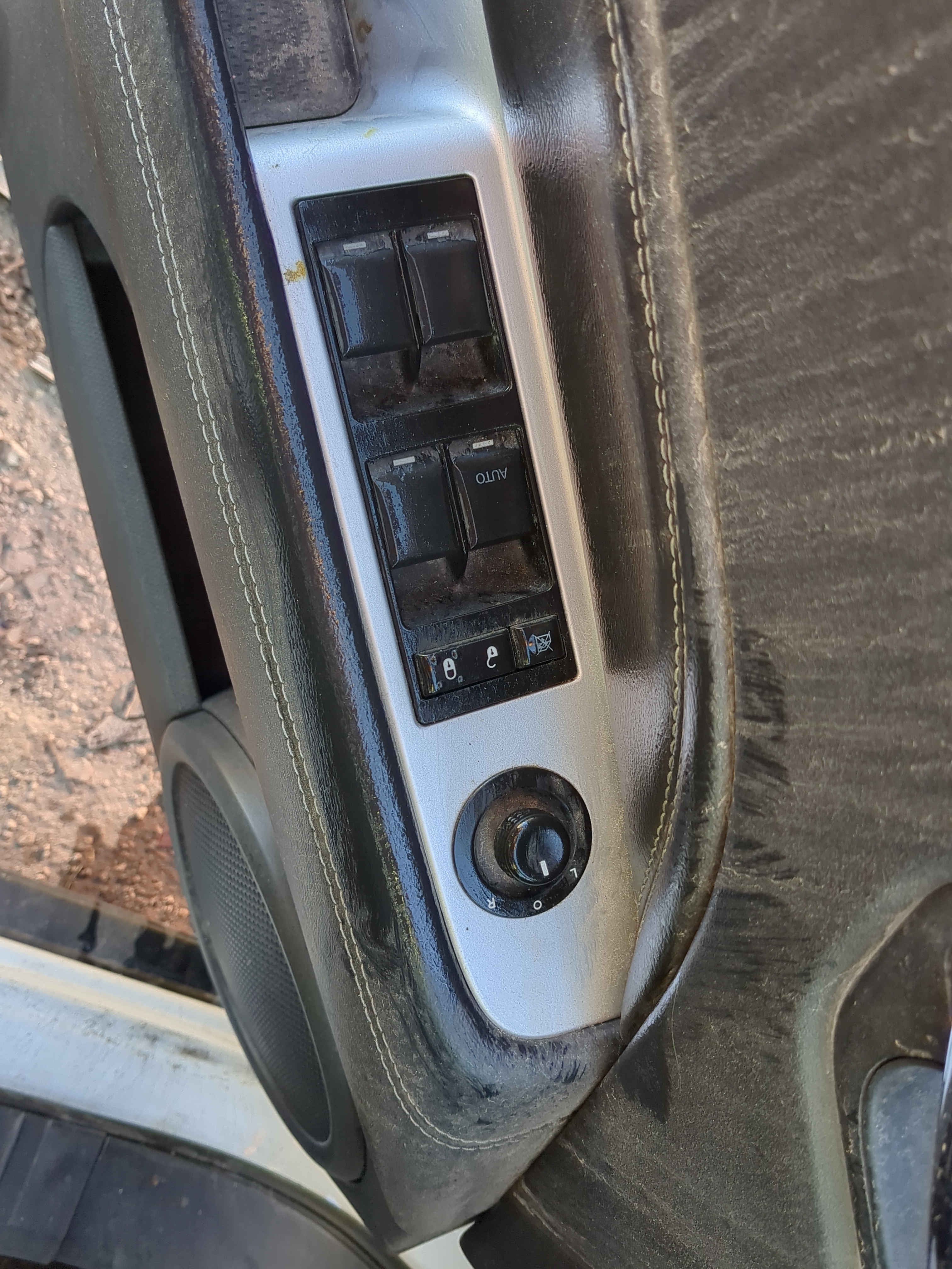 Jeep Compass Driver Left Door Master Power Window Switch 1201455 - Oemusedautoparts1.com