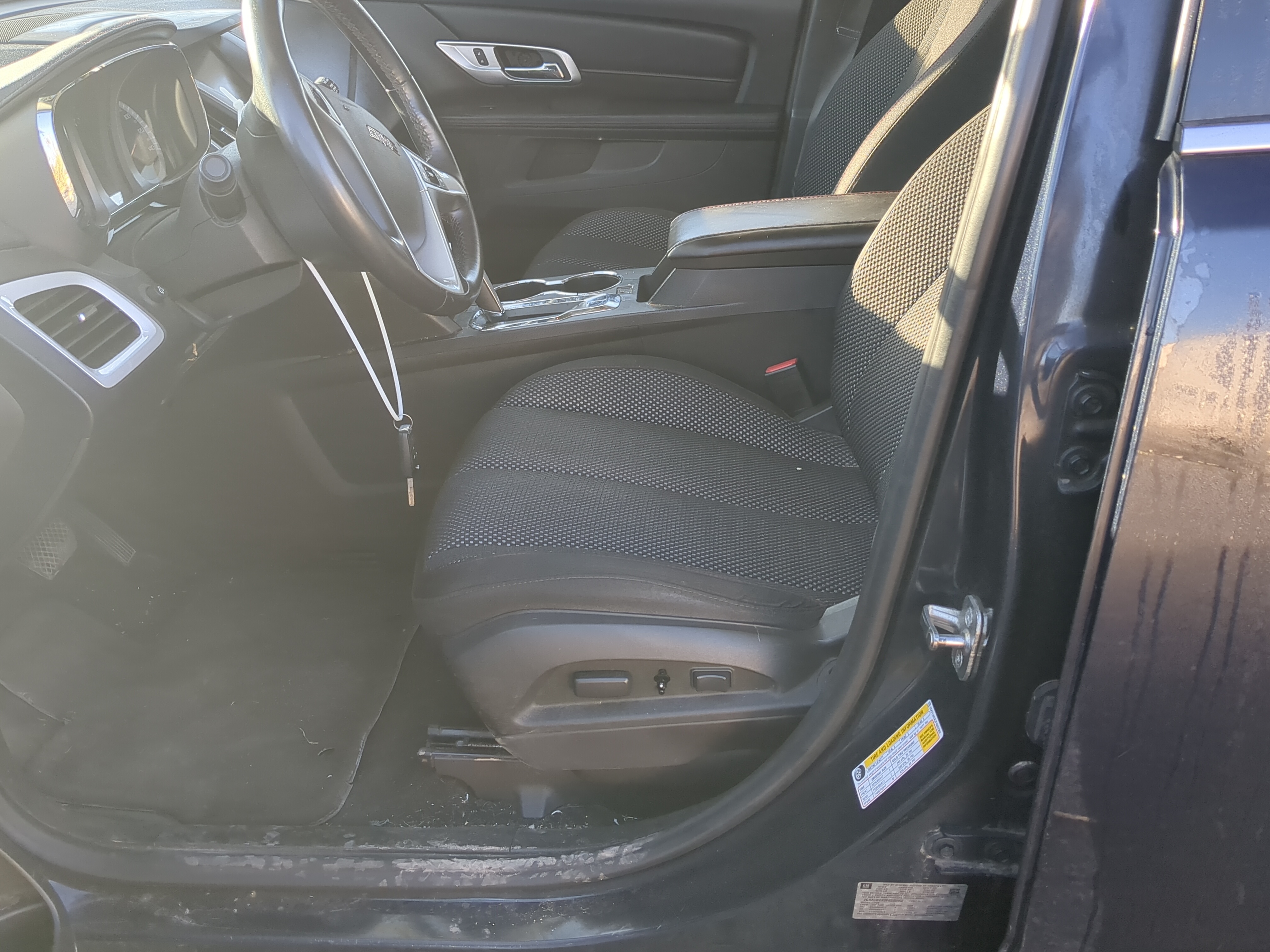 2014-2017 Gmc Terrain Driver Front Seat Oem 1201664 - Oemusedautoparts1.com