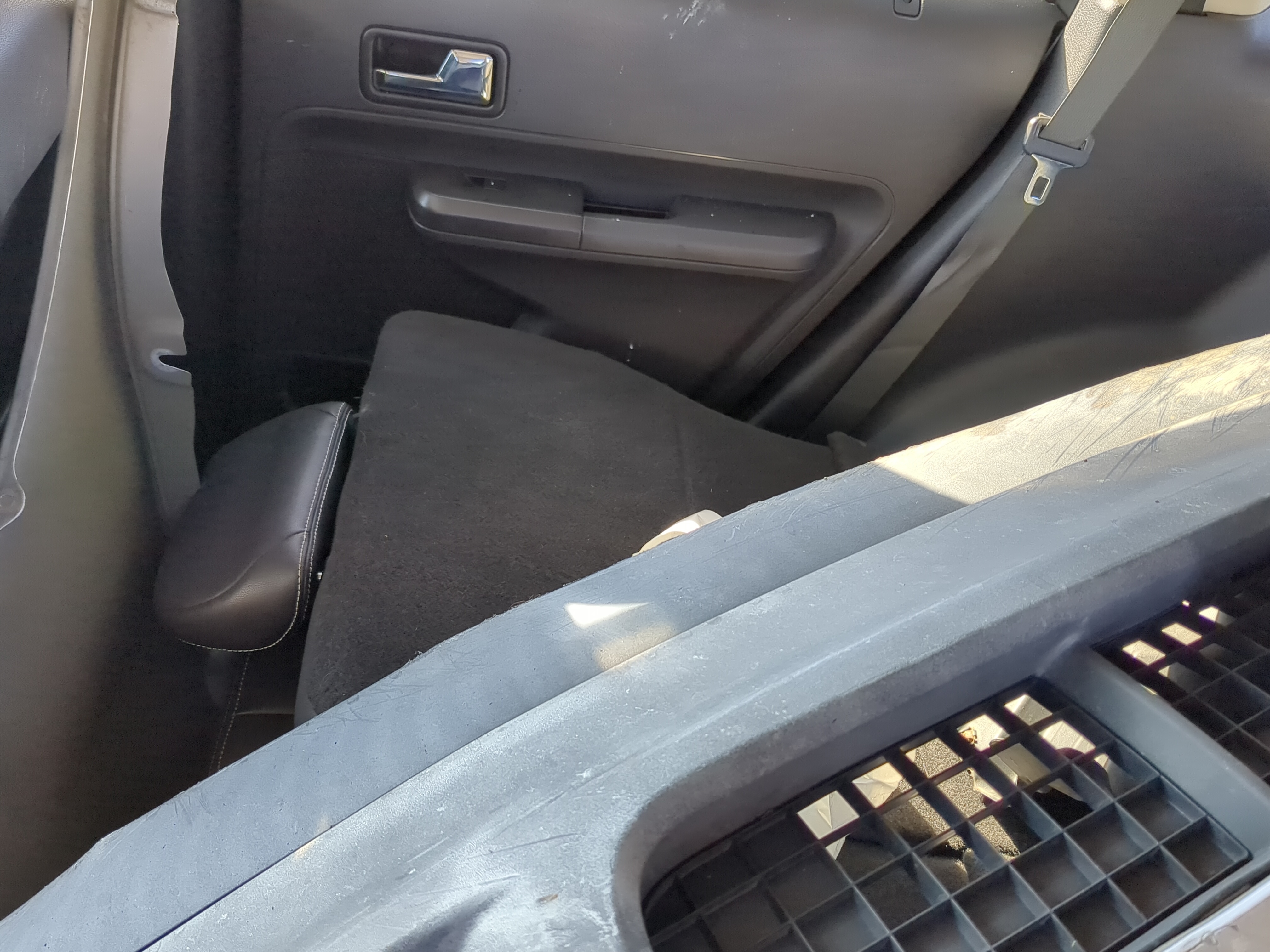 2010 Ford Edge Rear Seat Oem 1201873 - Oemusedautoparts1.com