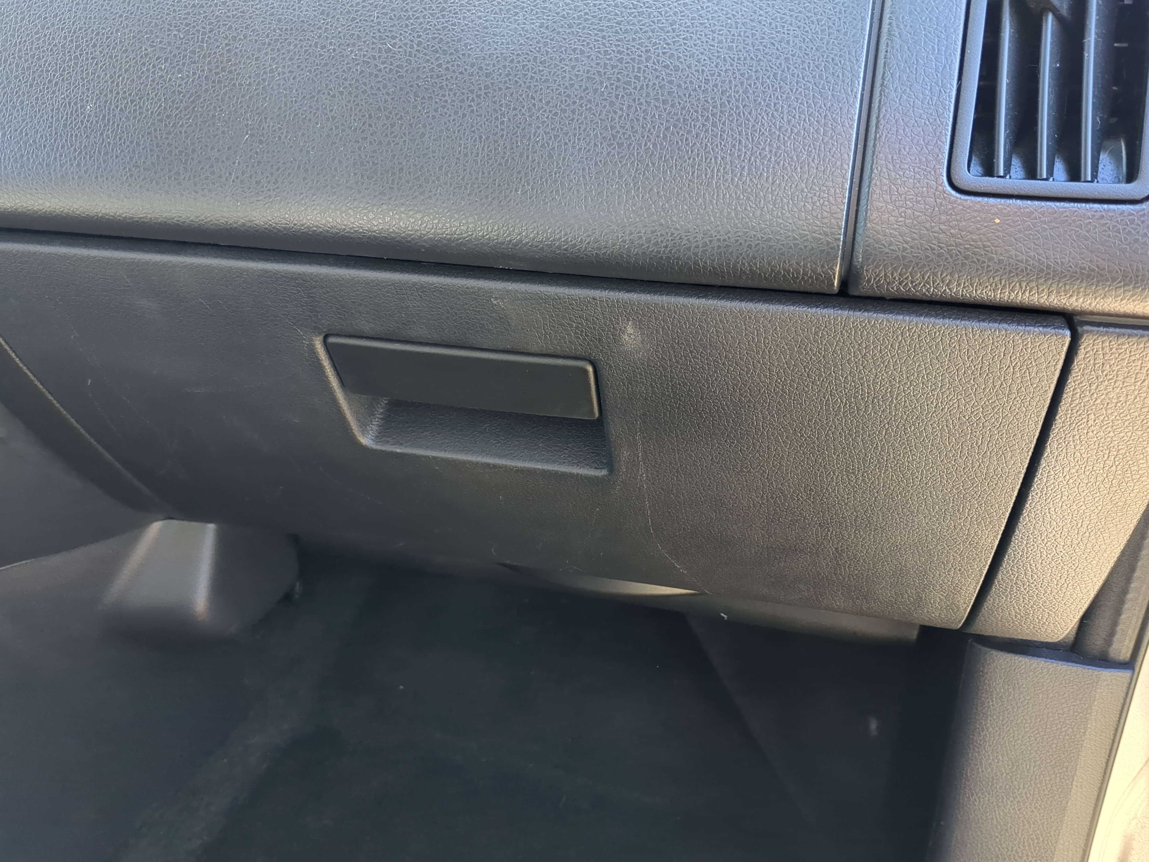 2010 Ford Edge Passenger Glove Box Door Storage Compartment 1201898 - Oemusedautoparts1.com