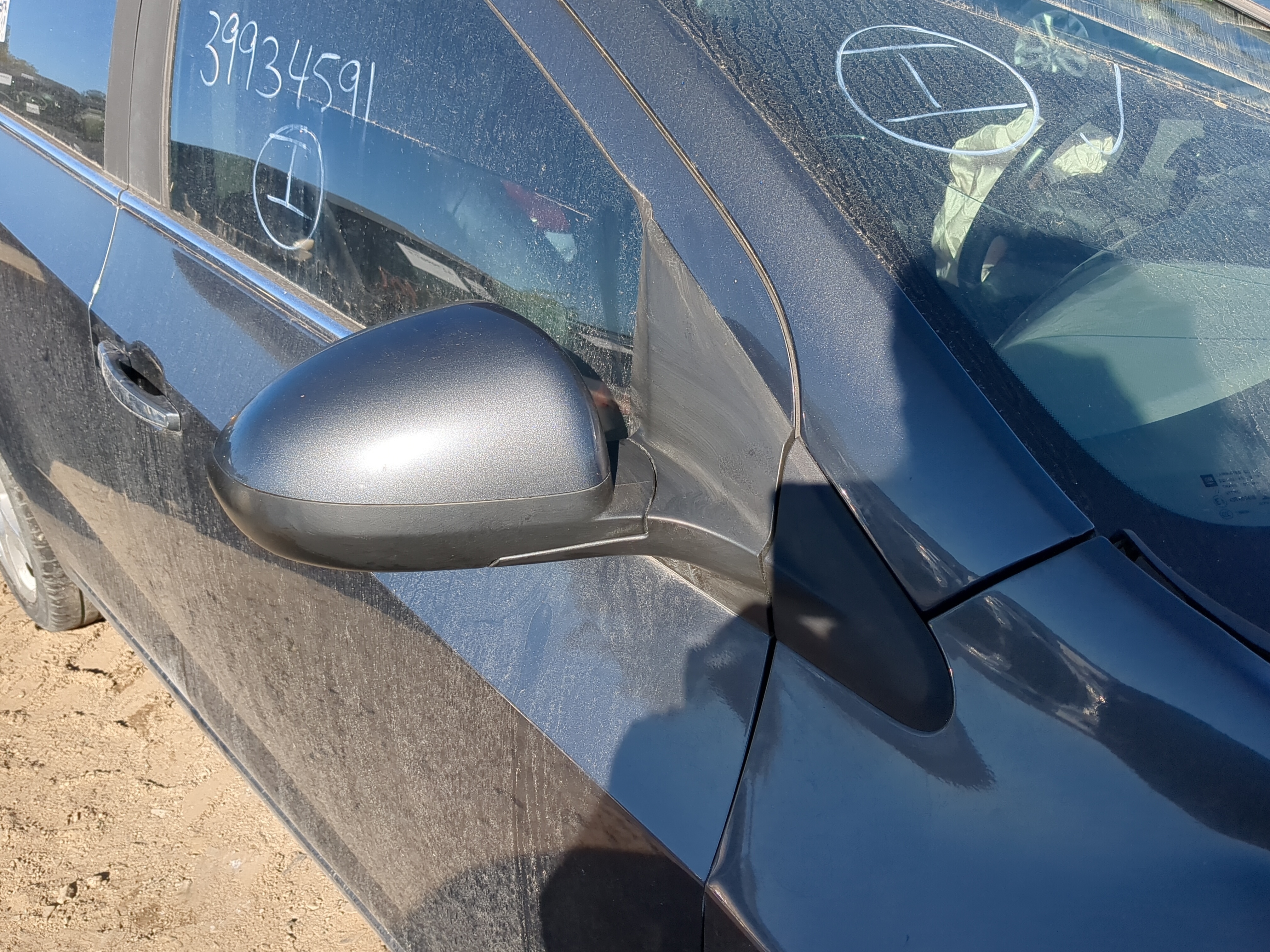 2013-2014 Chevrolet Sonic Passenger Right Side View Power Door Mirror 1202083 - Oemusedautoparts1.com