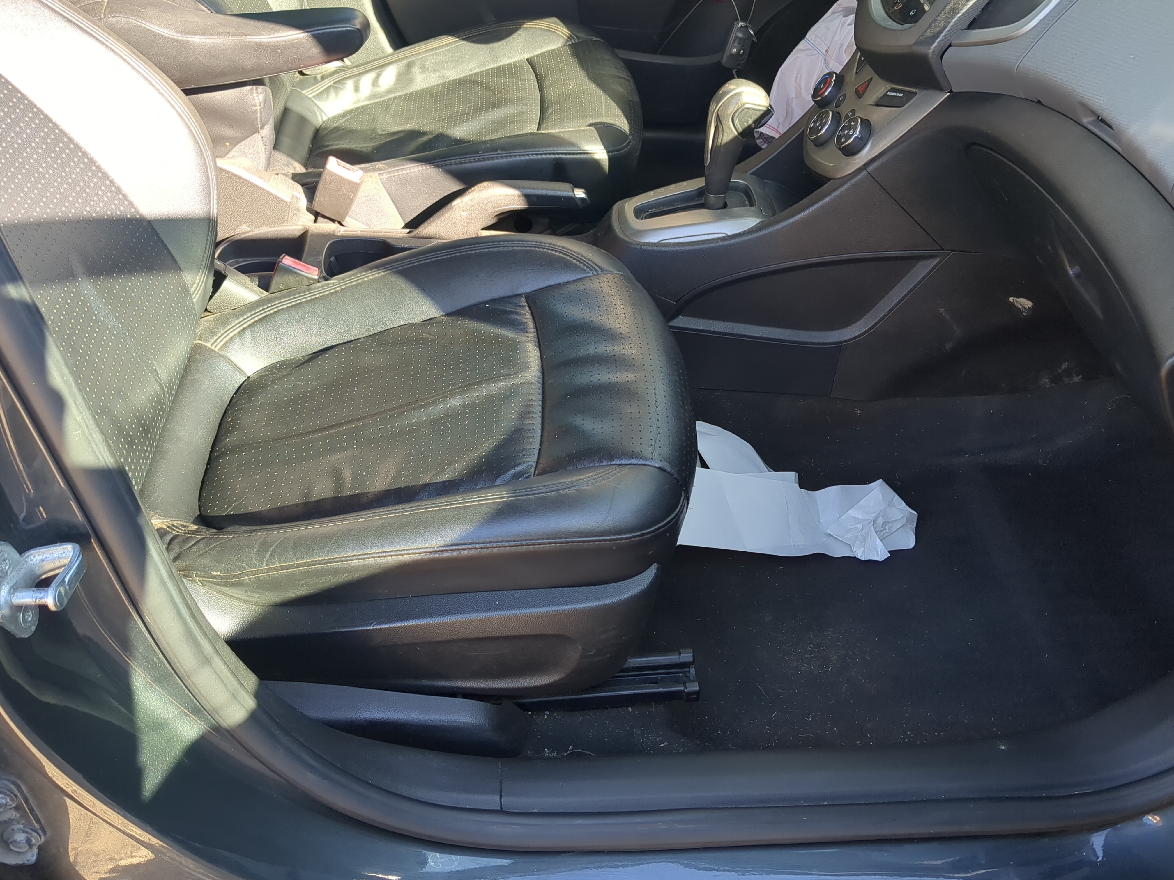 Picture of 2013-2016 Chevrolet Sonic Passenger Front Seat Oem 1202172