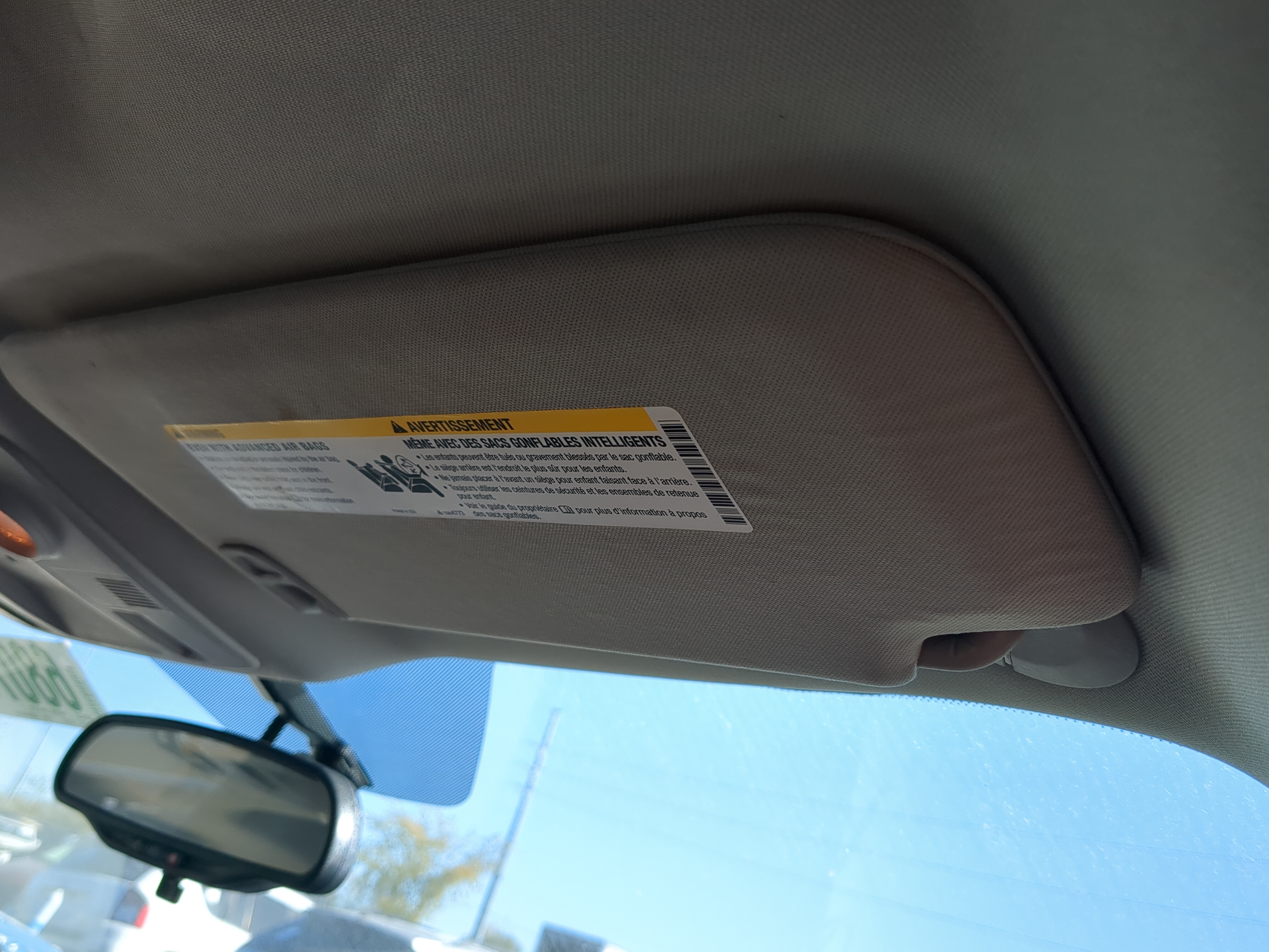 Saturn Outlook Passenger Sun Visor Mirror Right Sunvisor 1202322 - Oemusedautoparts1.com