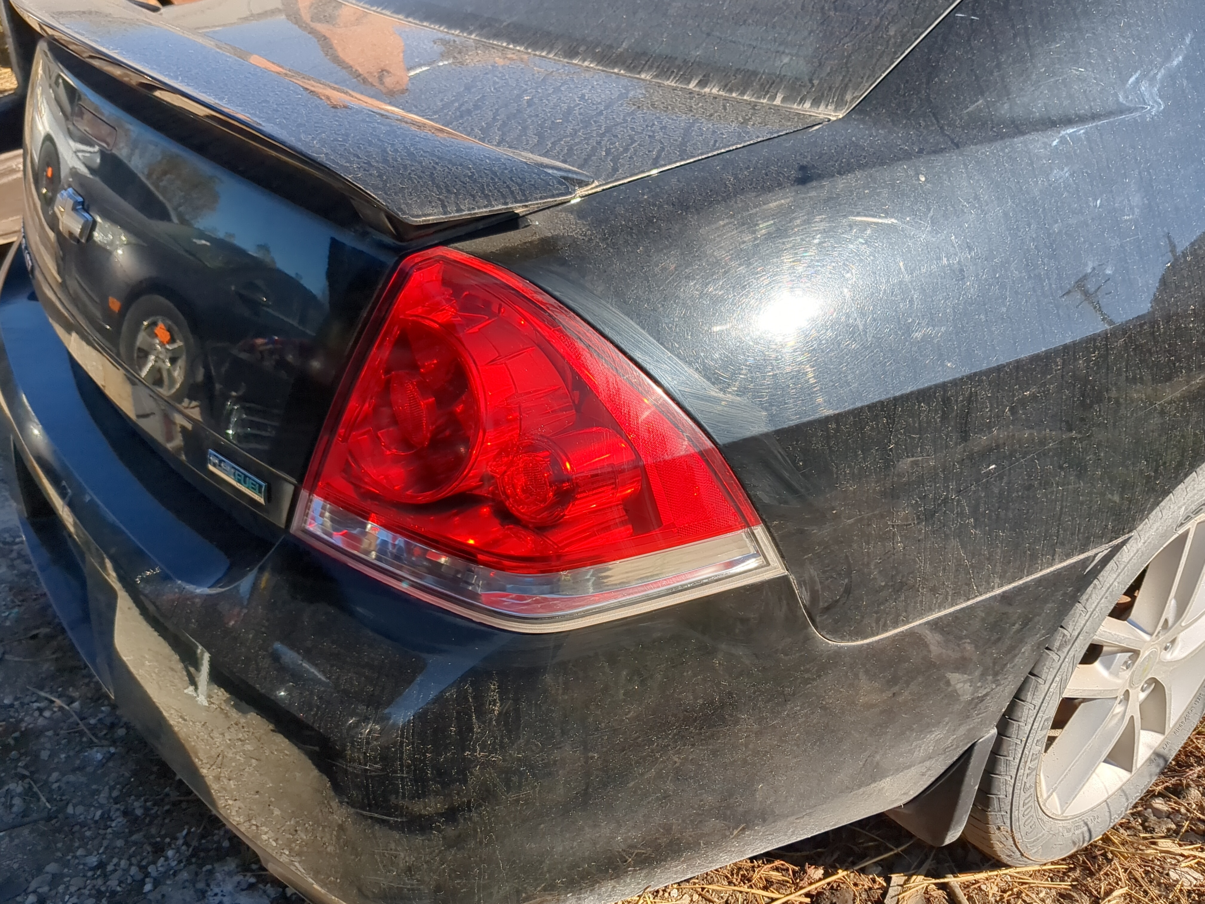 Picture of 2006-2016 Chevrolet Impala Passenger Right Side Tail Light Taillight Oem 1202502