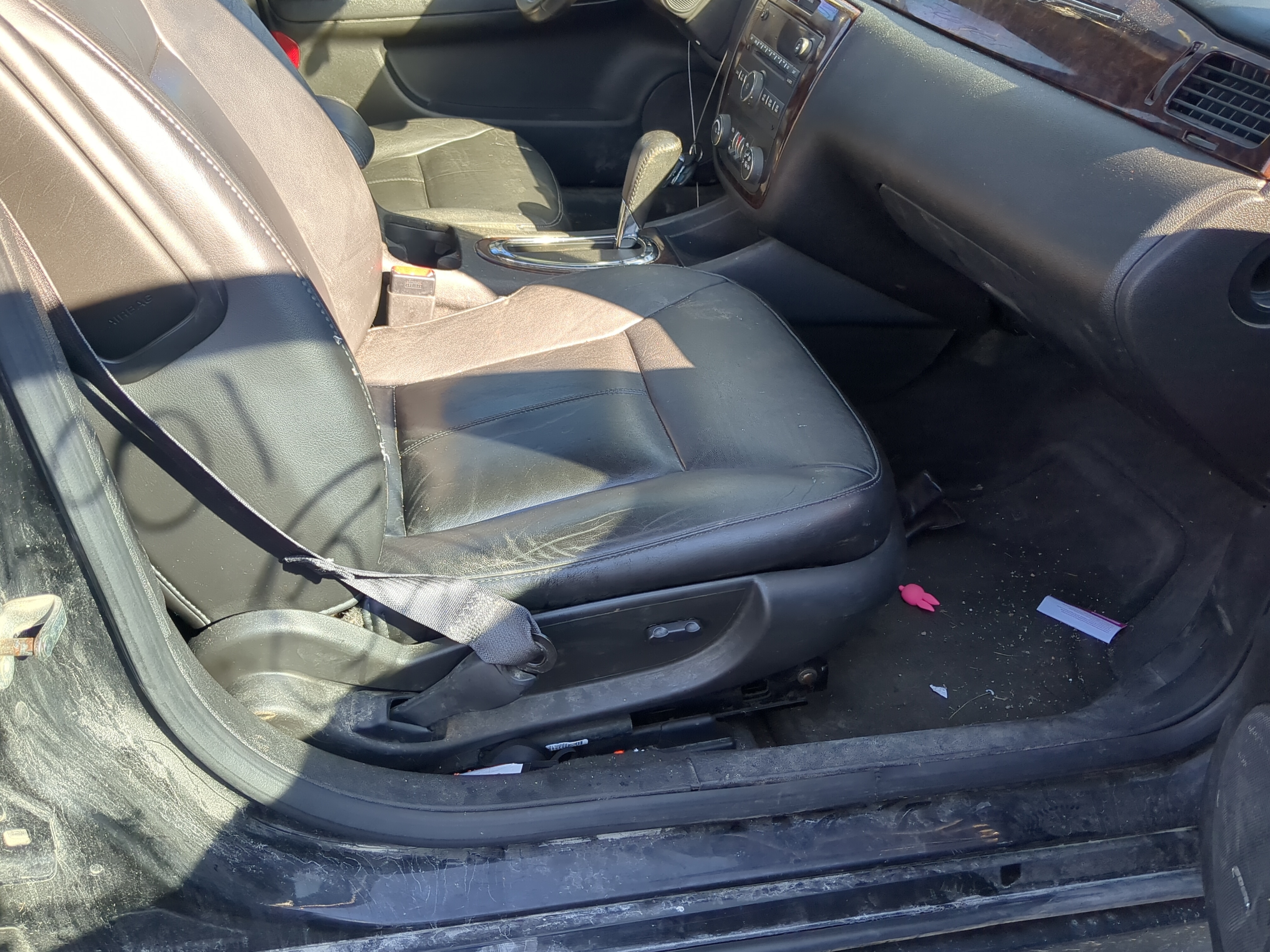 Picture of 2009-2016 Chevrolet Impala Passenger Front Seat Oem 1202515